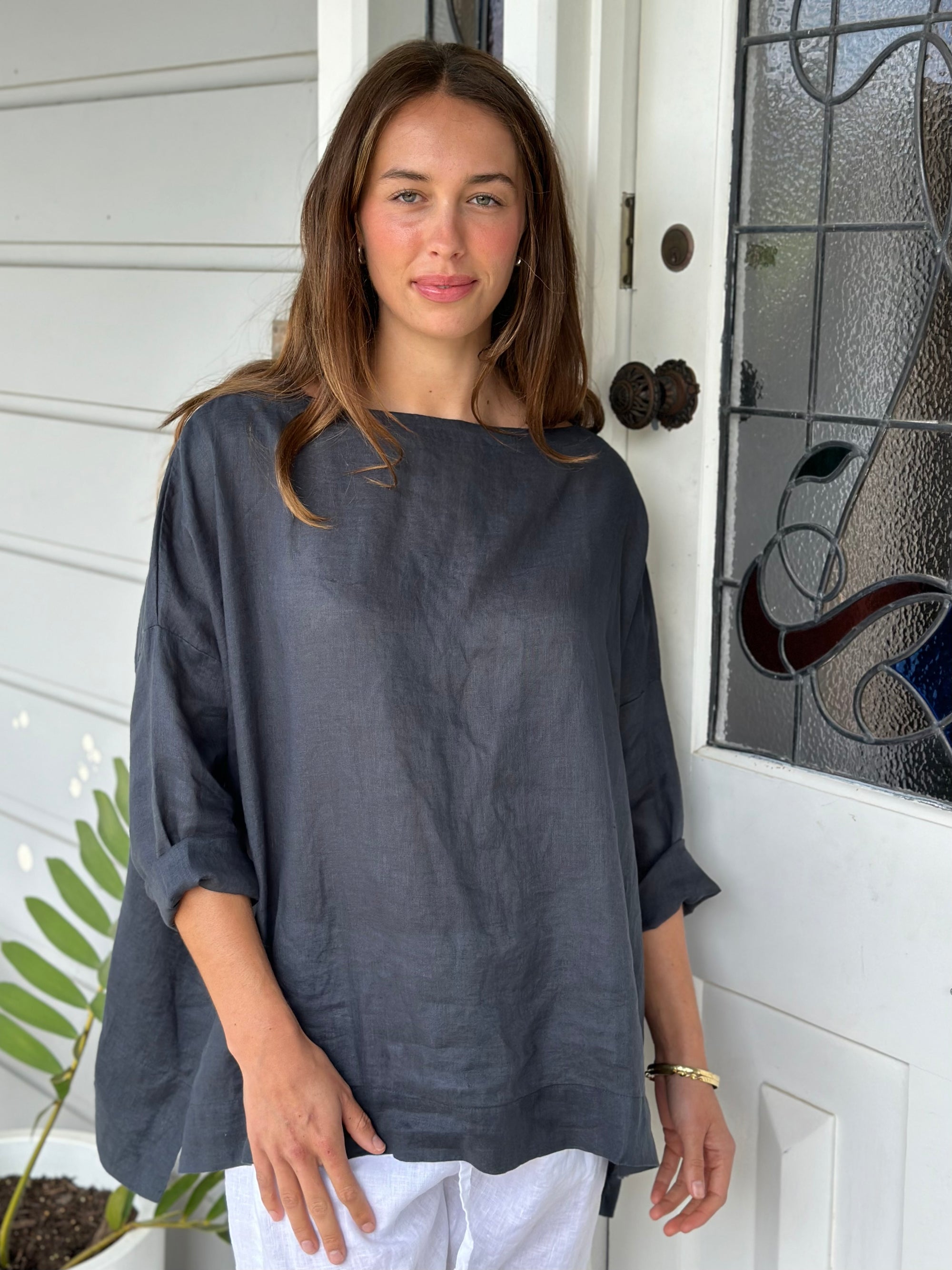avril top-charcoal linen Apparel  