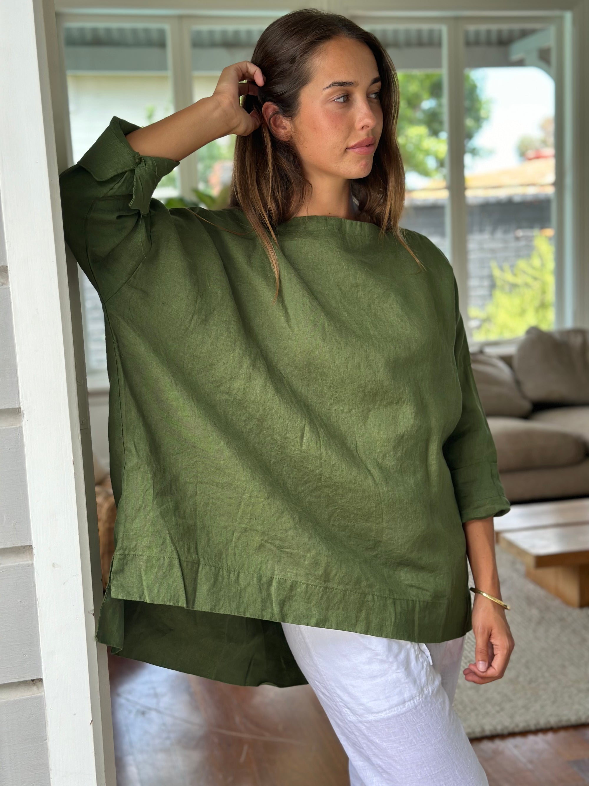 avril top-moss linen Apparel  