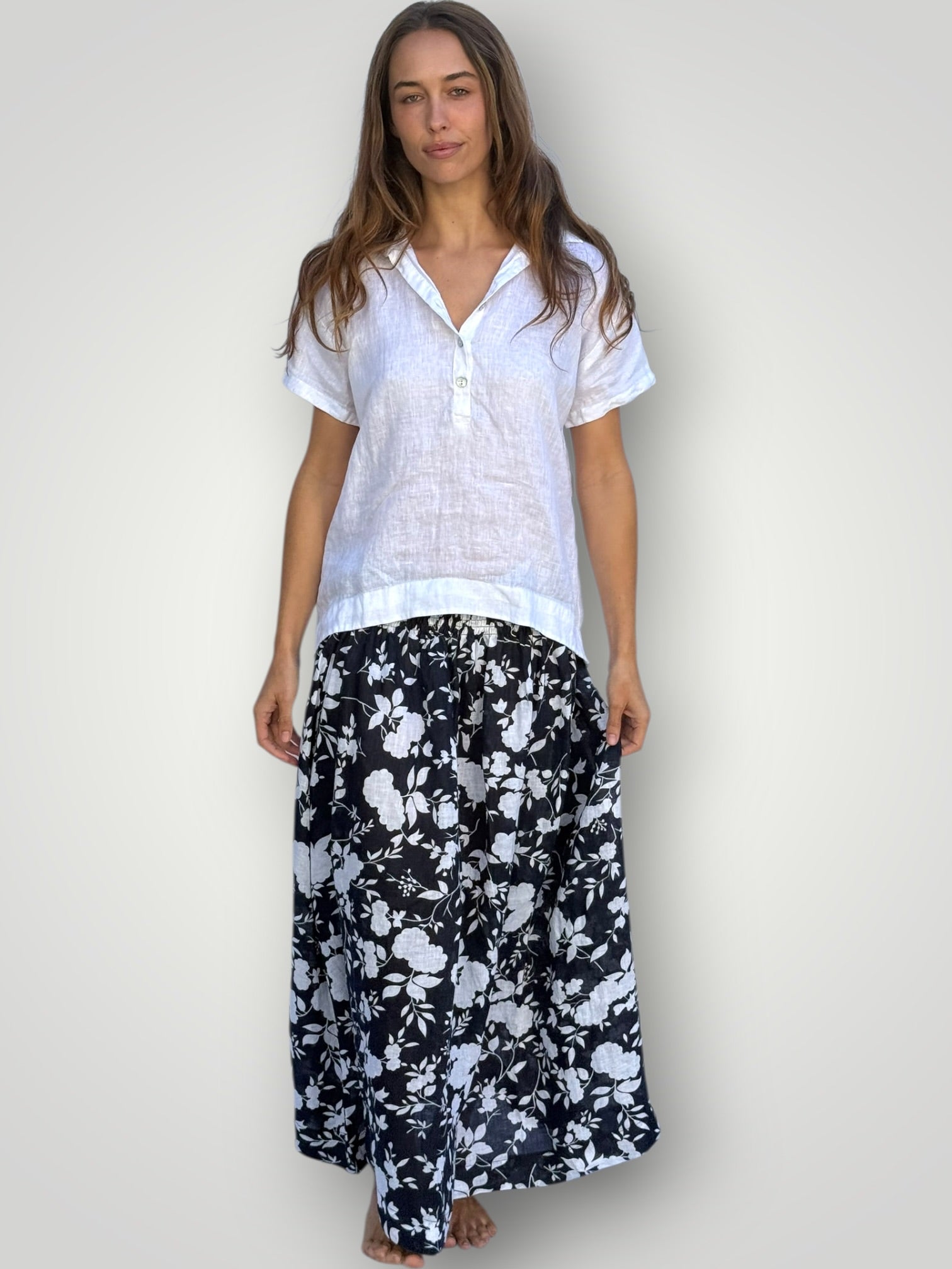 lulu skirt - big navy flower linen Apparel