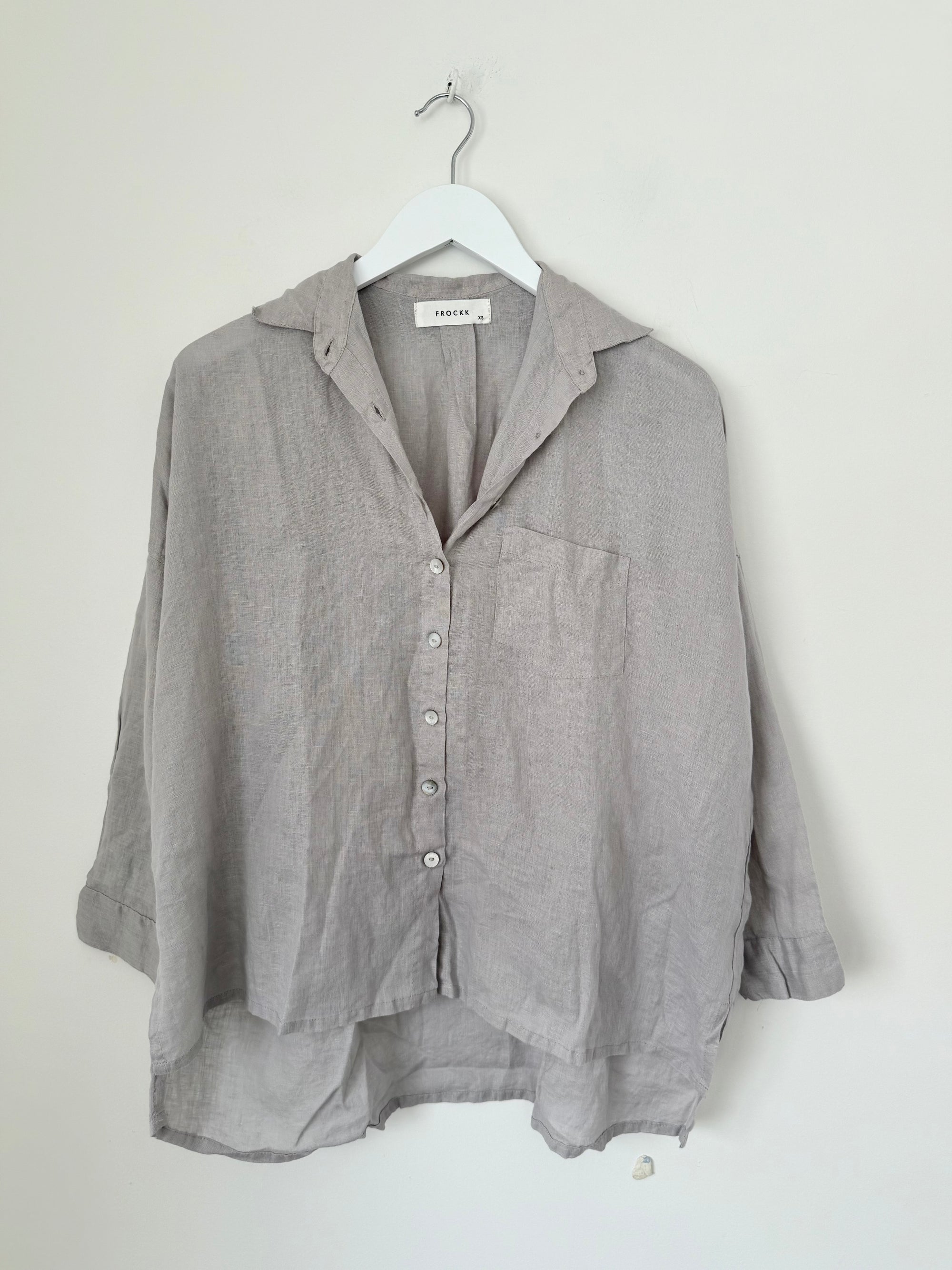 rosie shirt - pebble linen Apparel