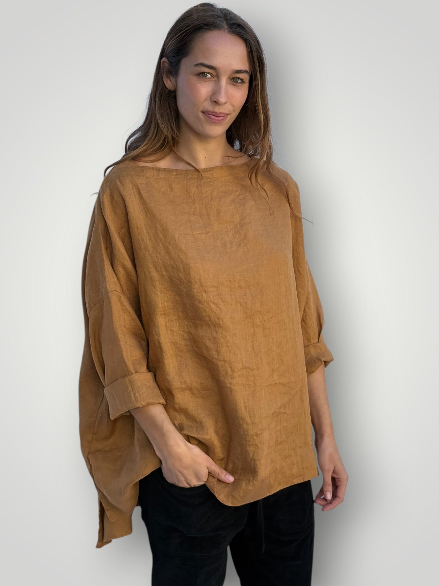 avril top - caramel linen Apparel