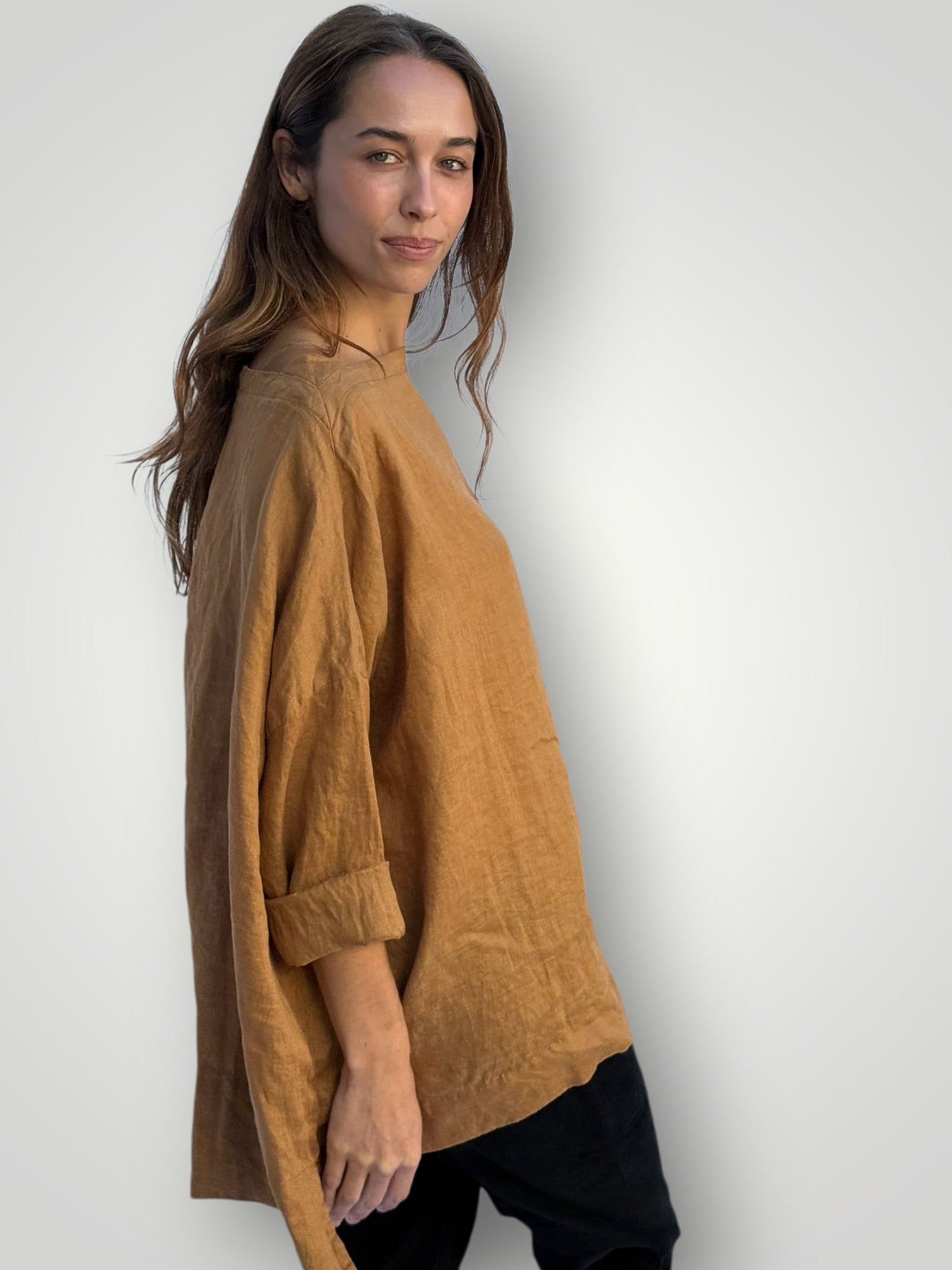 avril top - caramel linen Apparel