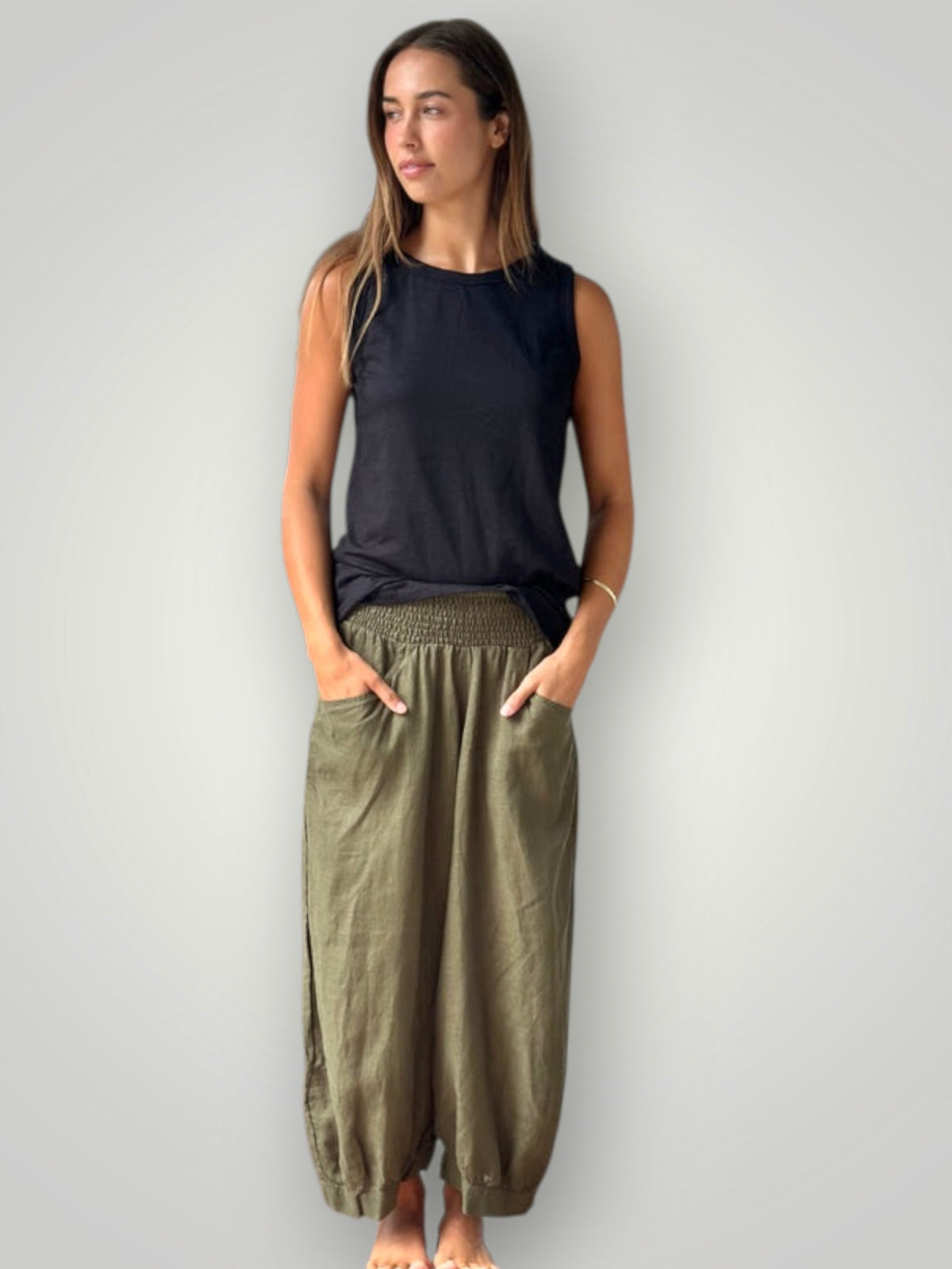 jackie pant- army linen Apparel