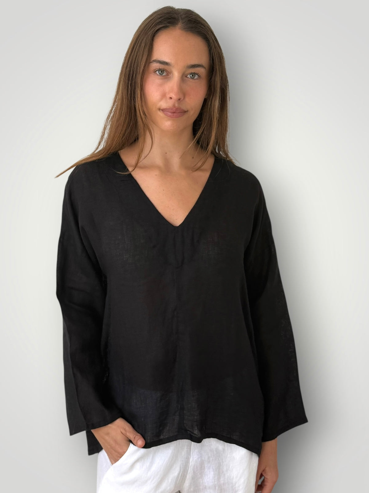 paige top - black linen Apparel