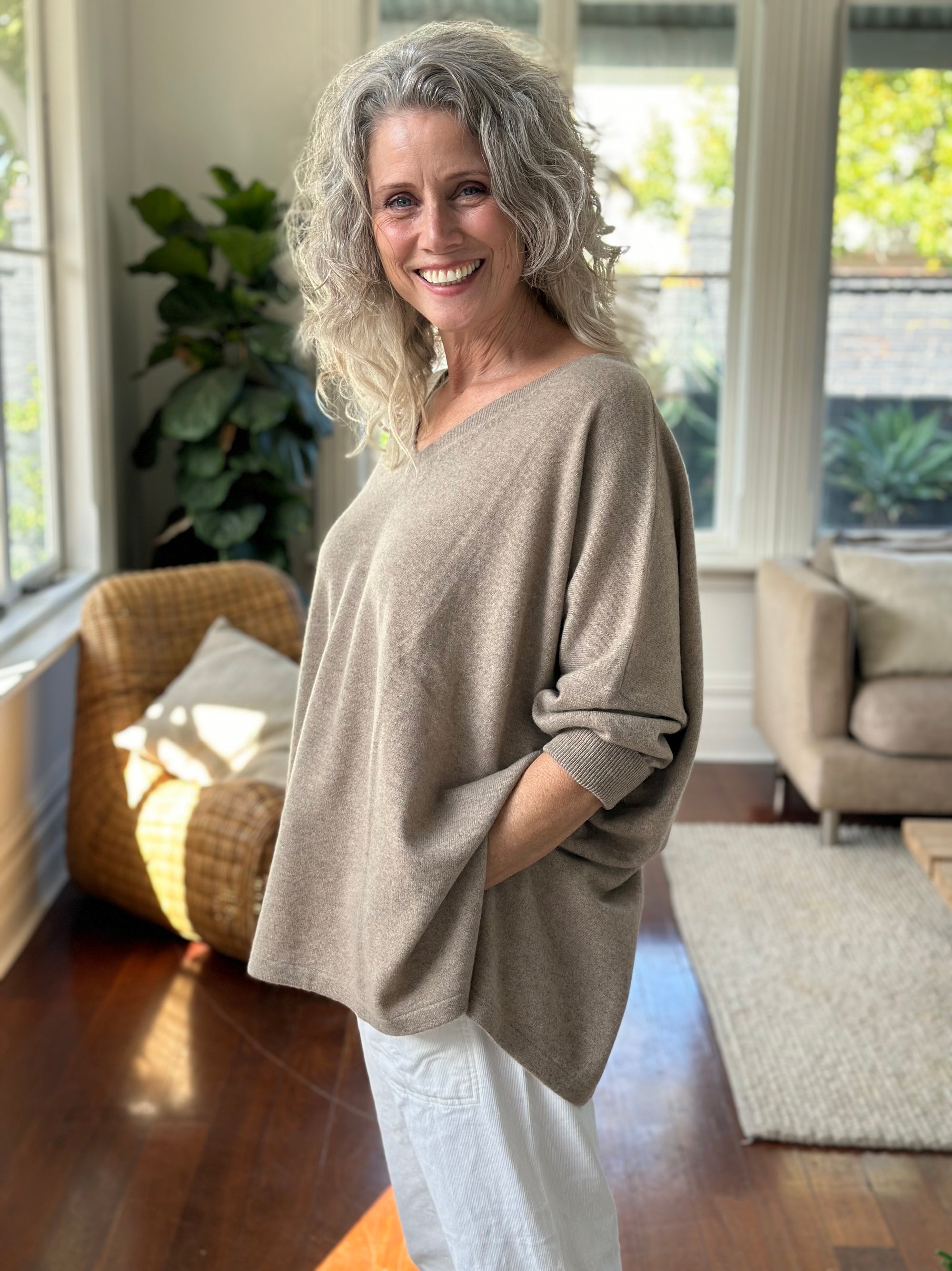 relaxed boyfriend knit- wheat cashmere Apparel