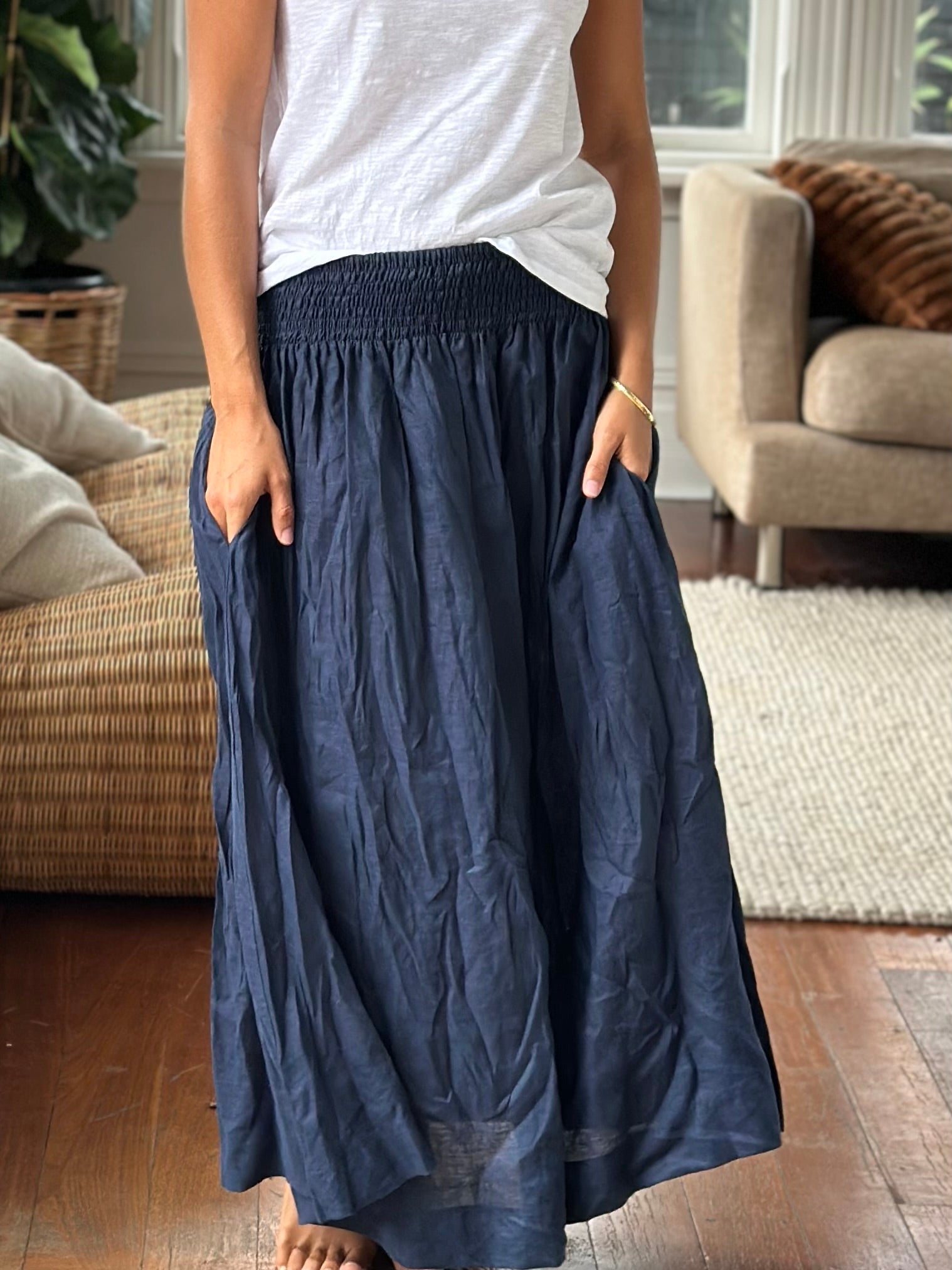 lulu skirt- navy linen Apparel