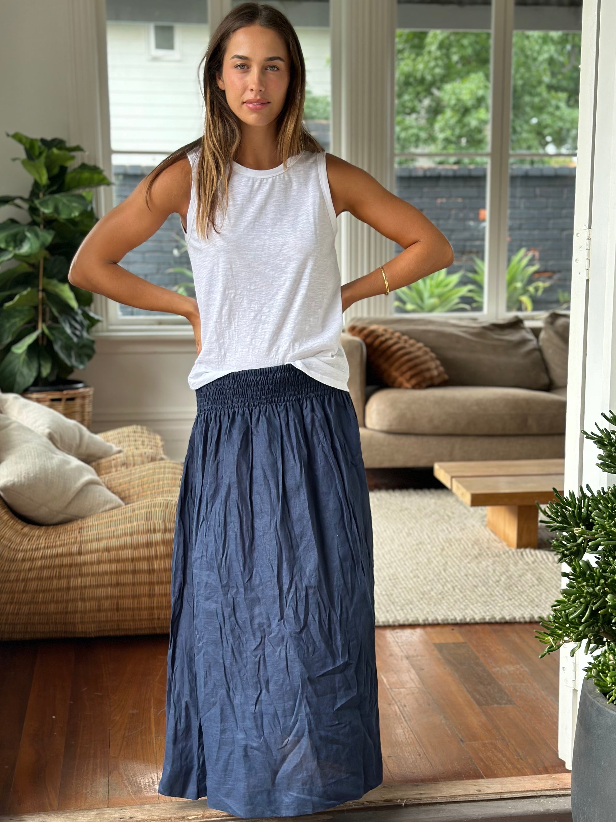 lulu skirt- navy linen Apparel