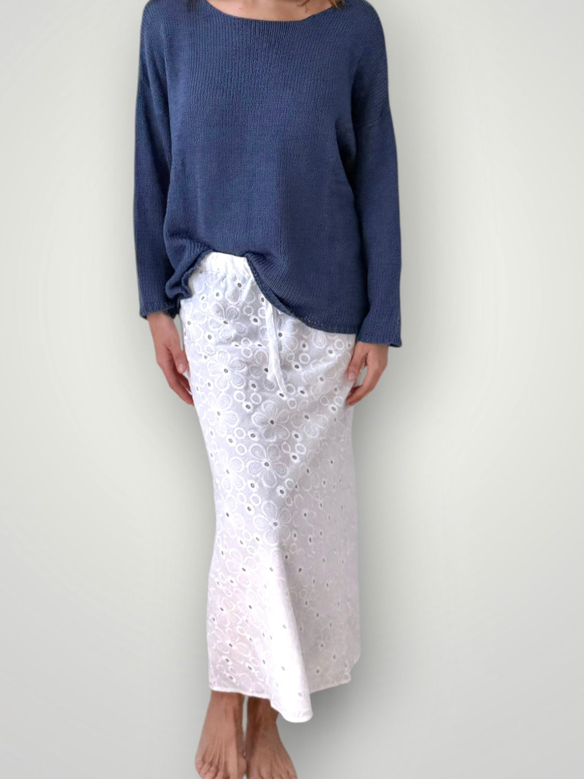 aria skirt - white cotton embroidery Apparel