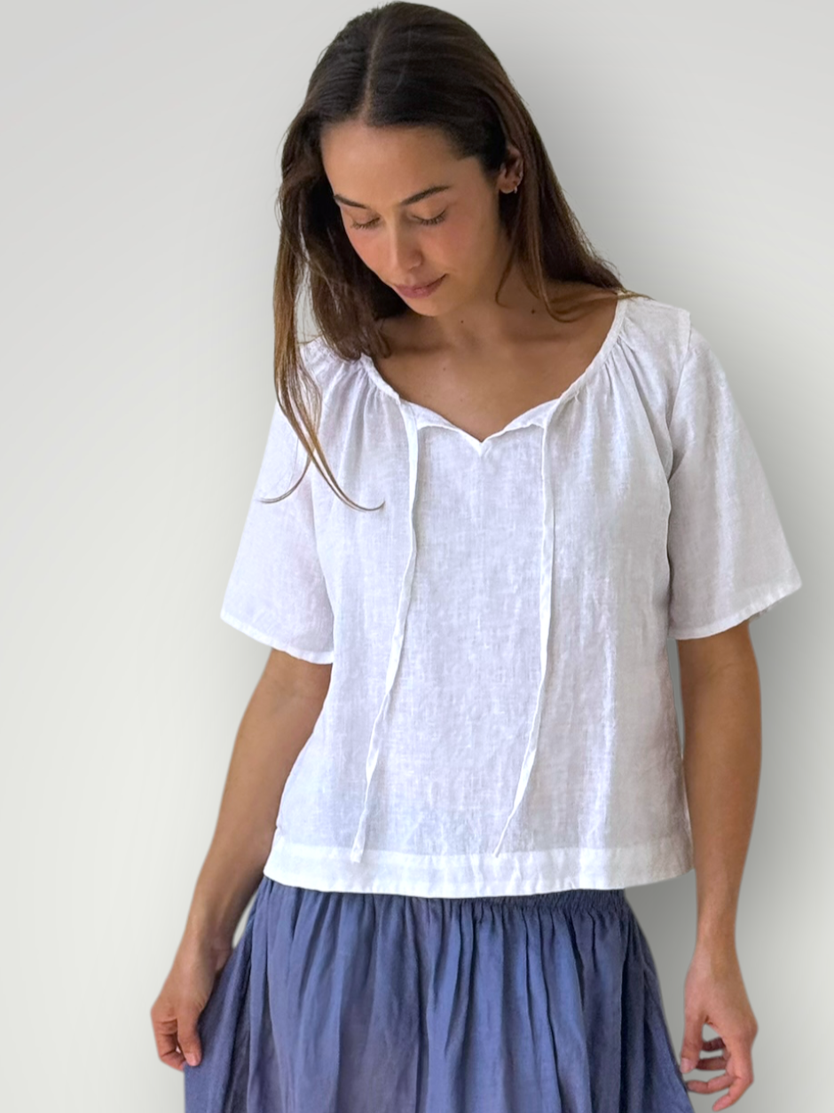 serena top-white linen