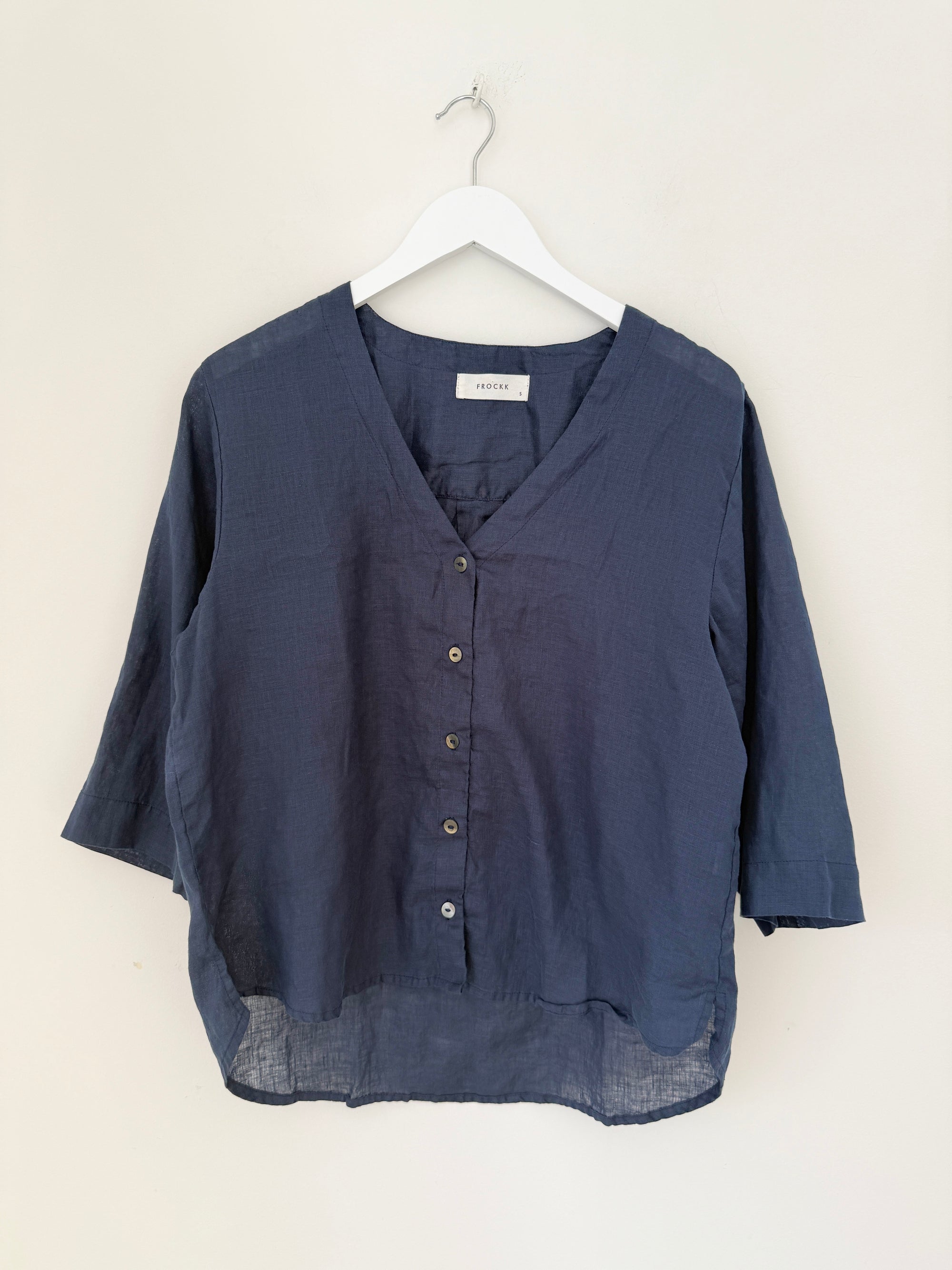 raine shirt - navy linen Apparel