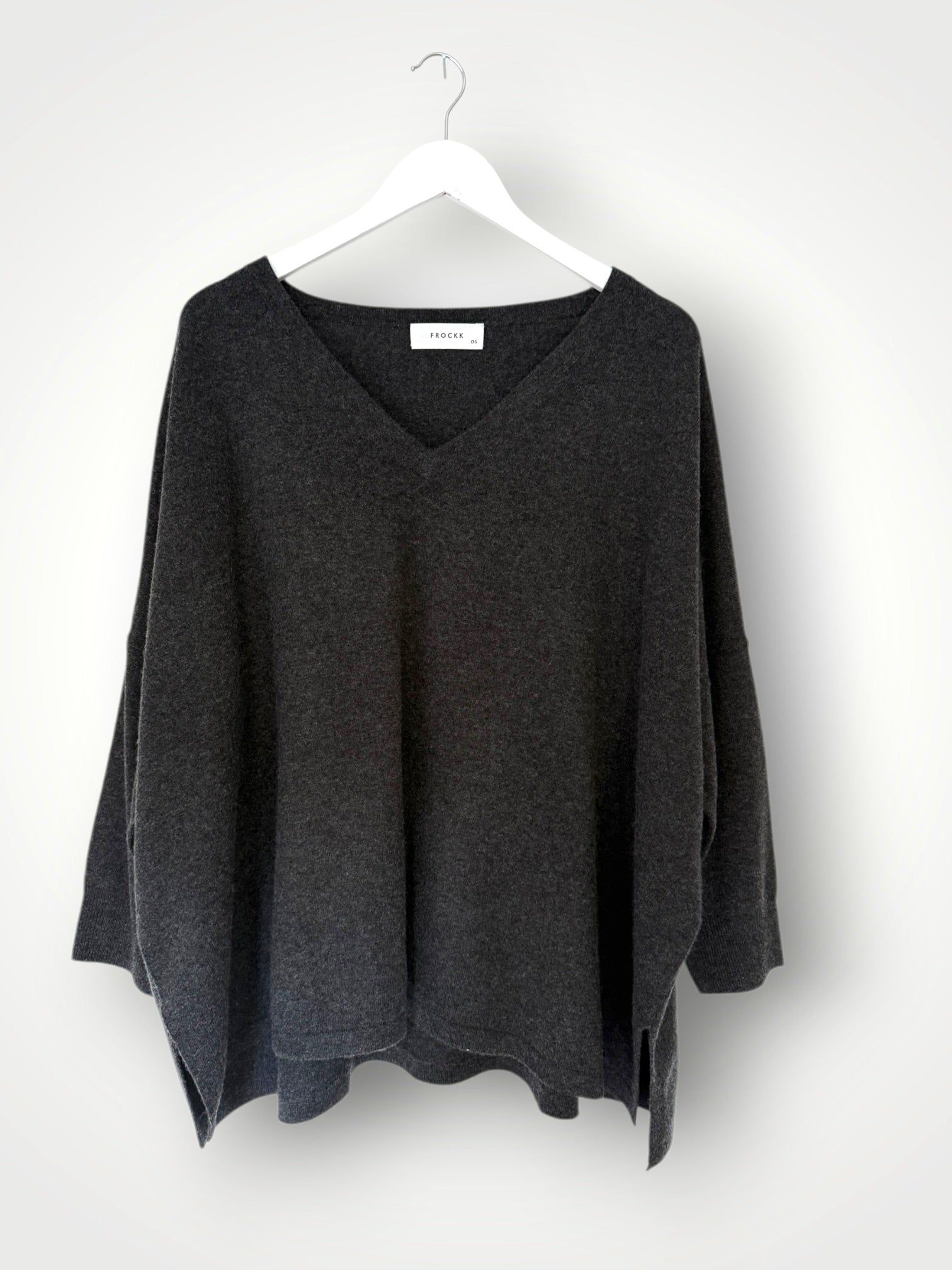 boyfriend cashmere knit -charcoal Apparel