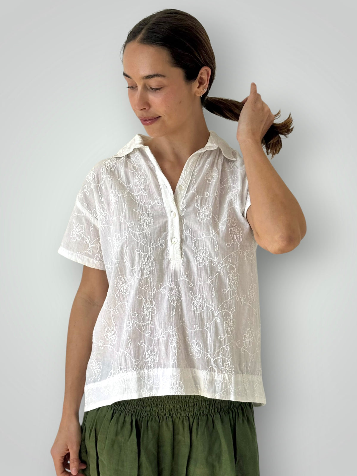 celia top -white cotton embroidery Apparel