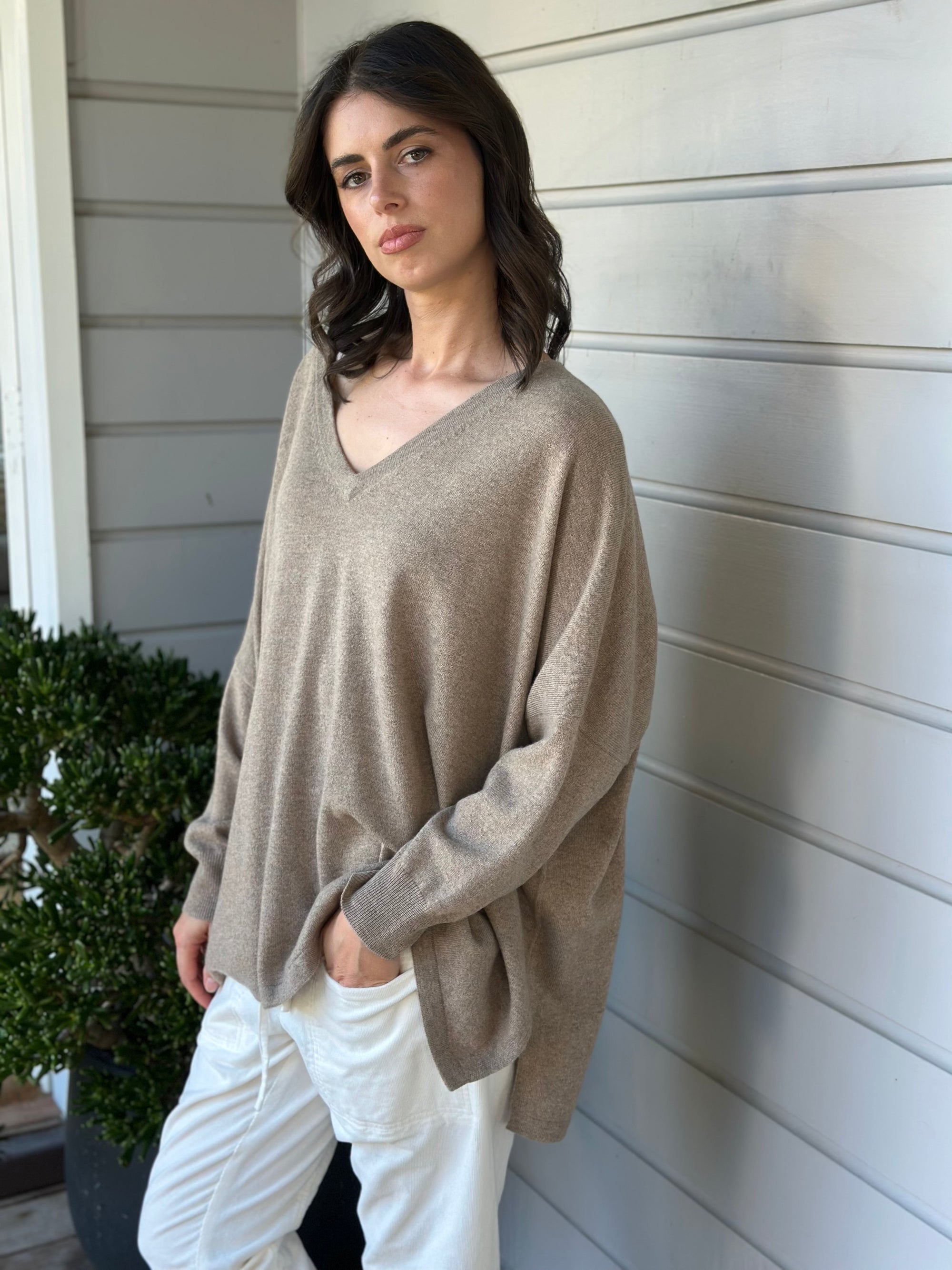 relaxed boyfriend knit- wheat cashmere Apparel