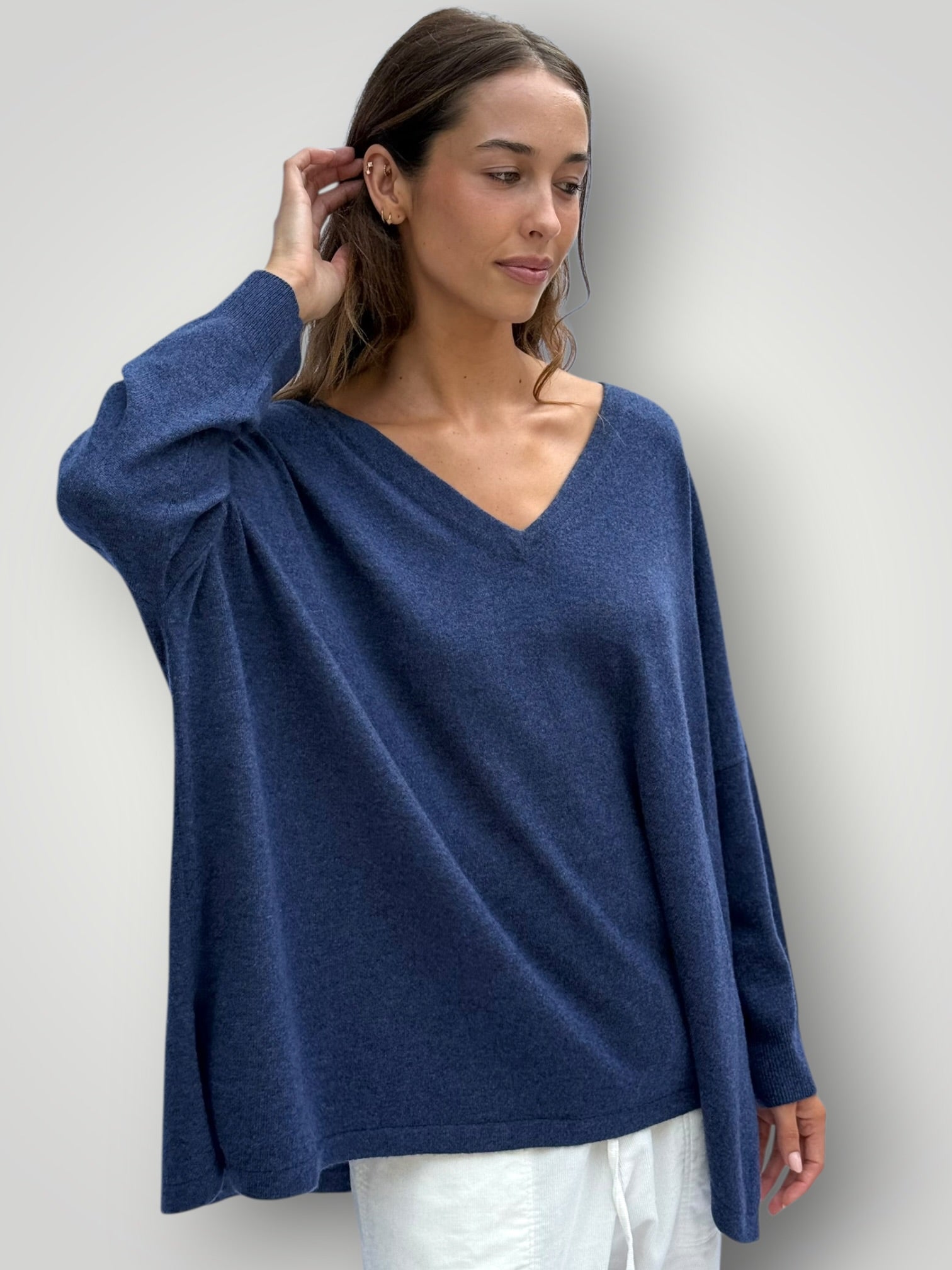 boyfriend cashmere knit- denim Apparel