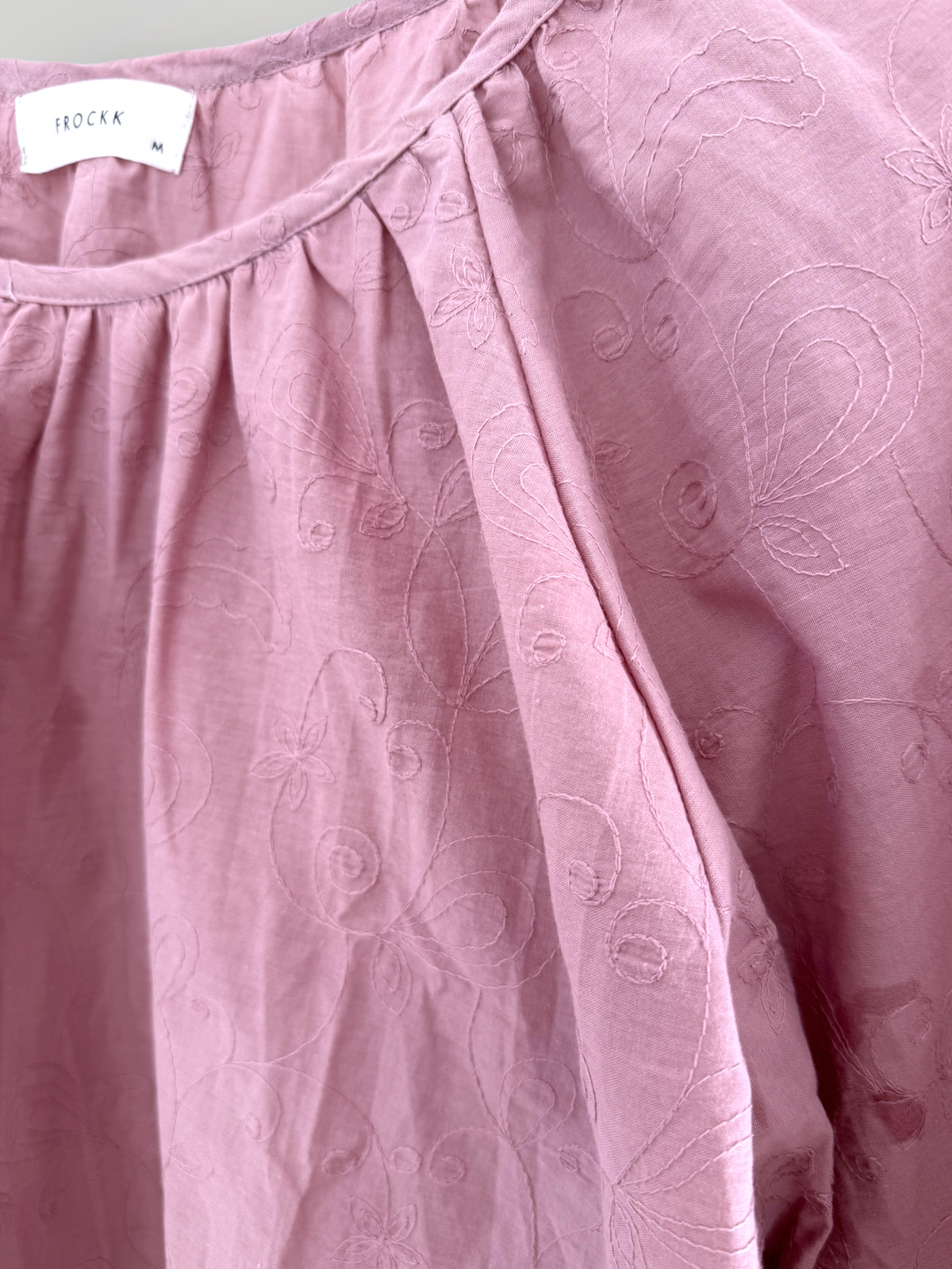 julia top-dusty rose cotton embroidery
