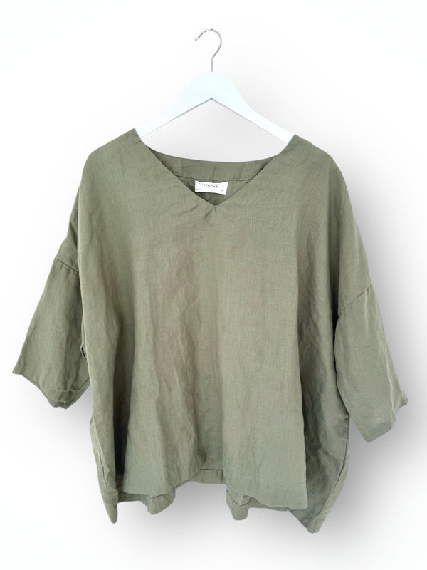 lydia top - sage linen Apparel