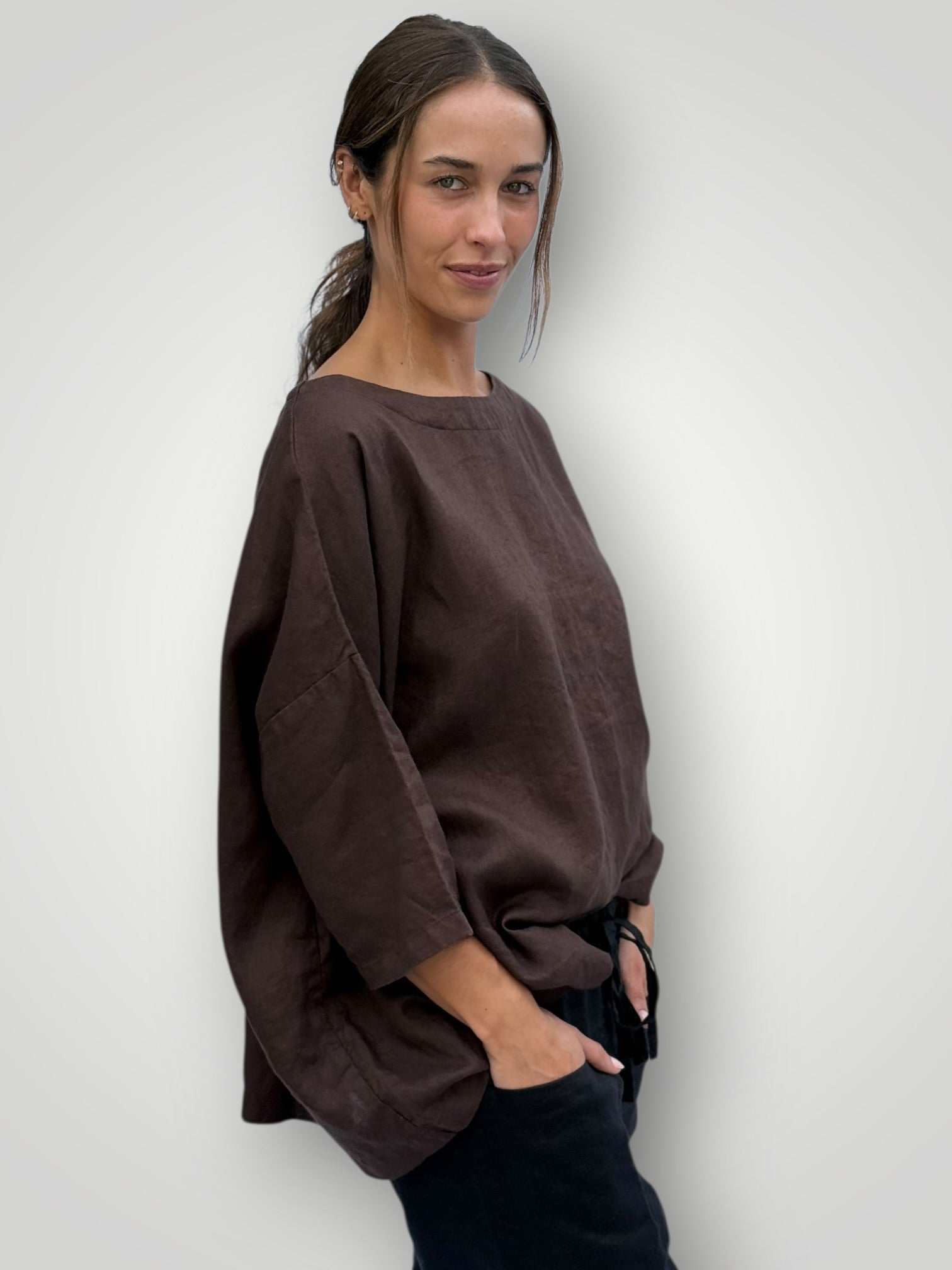 marita top - chocolate linen Apparel