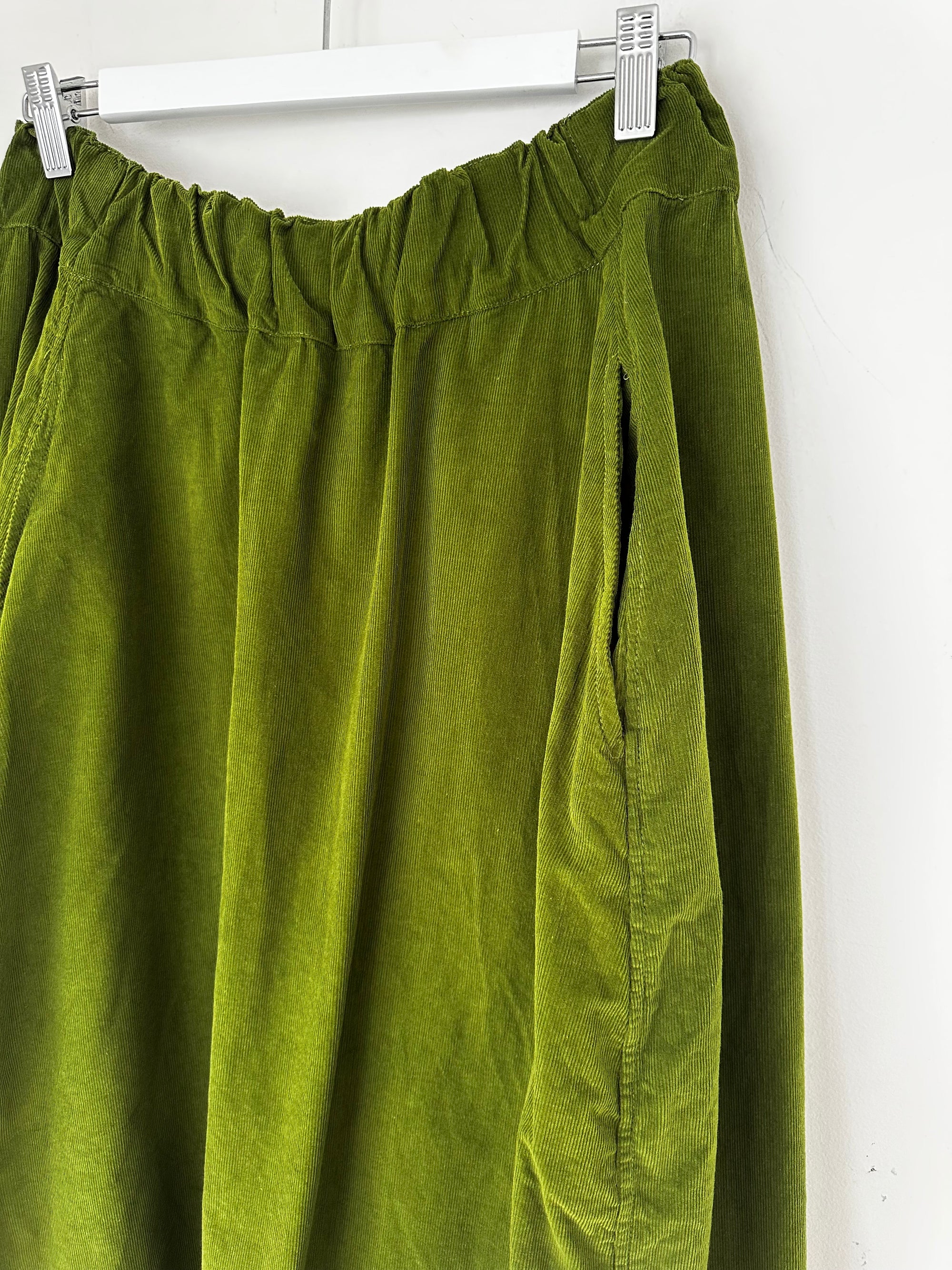 lana skirt - olive cord Apparel
