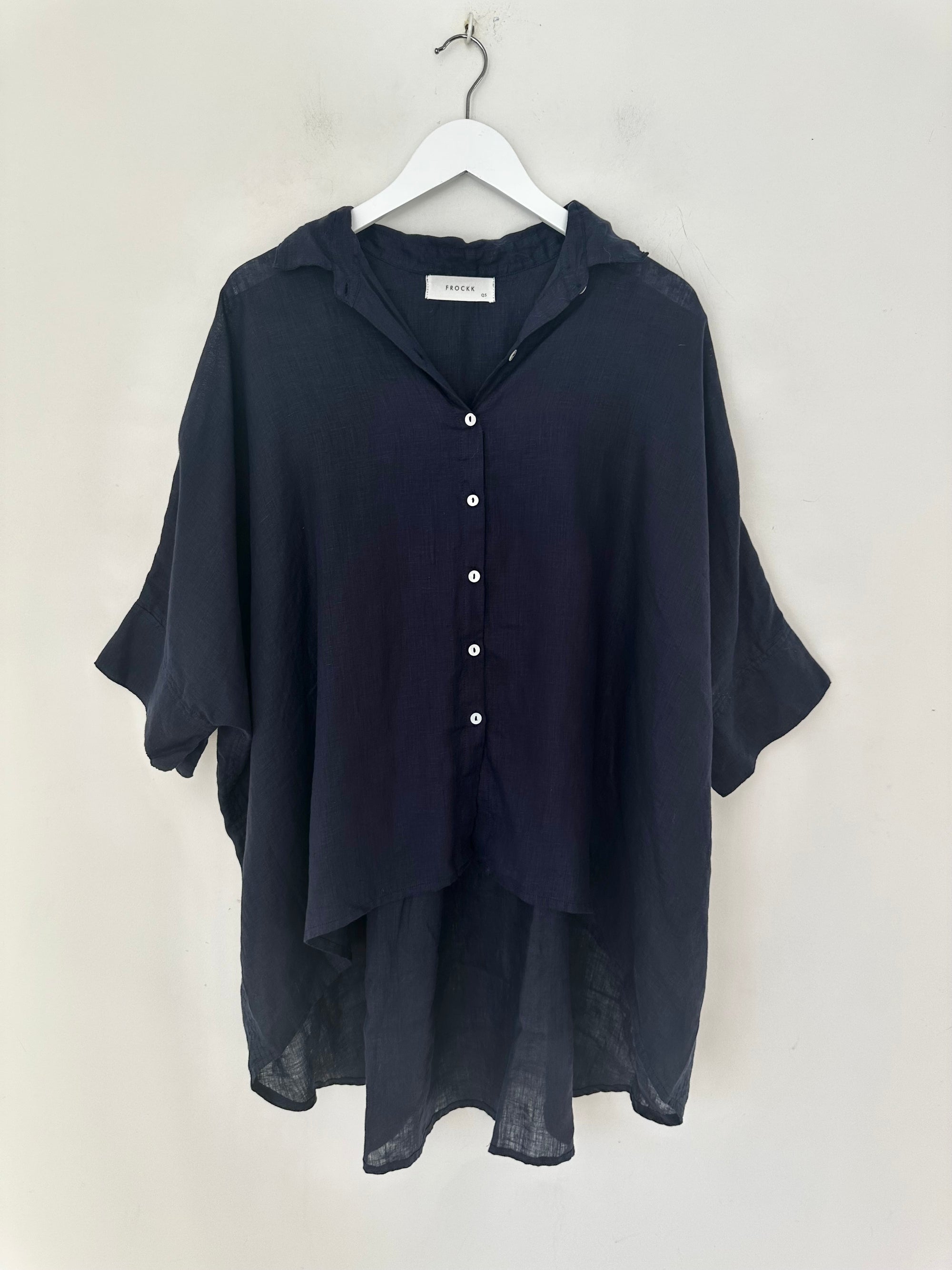 issey shirt - indigo linen Apparel