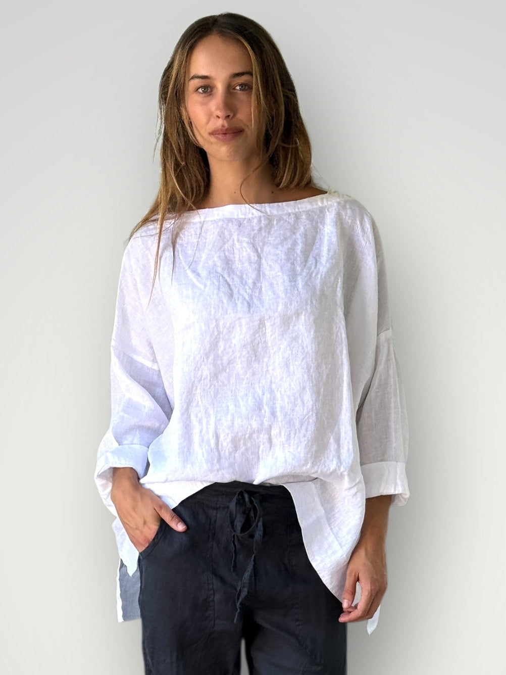 avril top - white linen Apparel