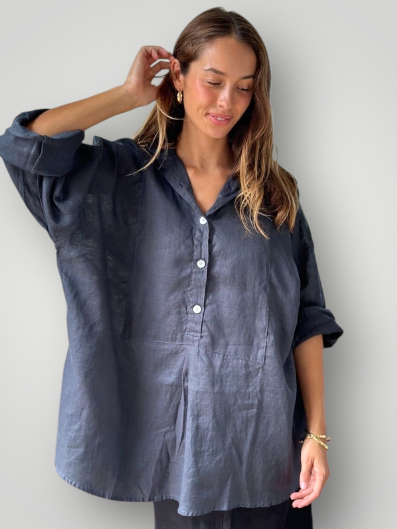megan shirt-charcoal linen Apparel