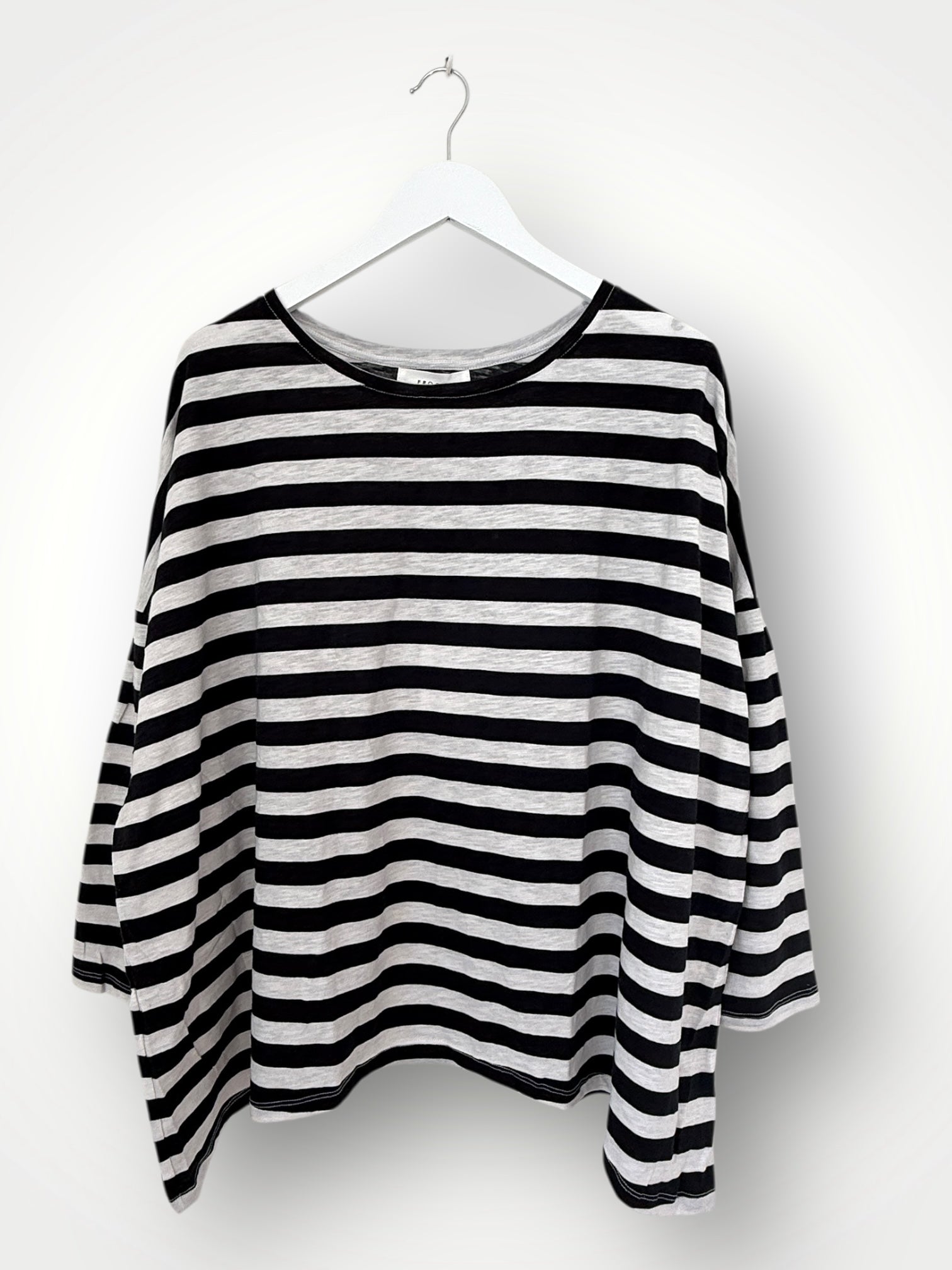 estella top-black stripe cotton knit Apparel
