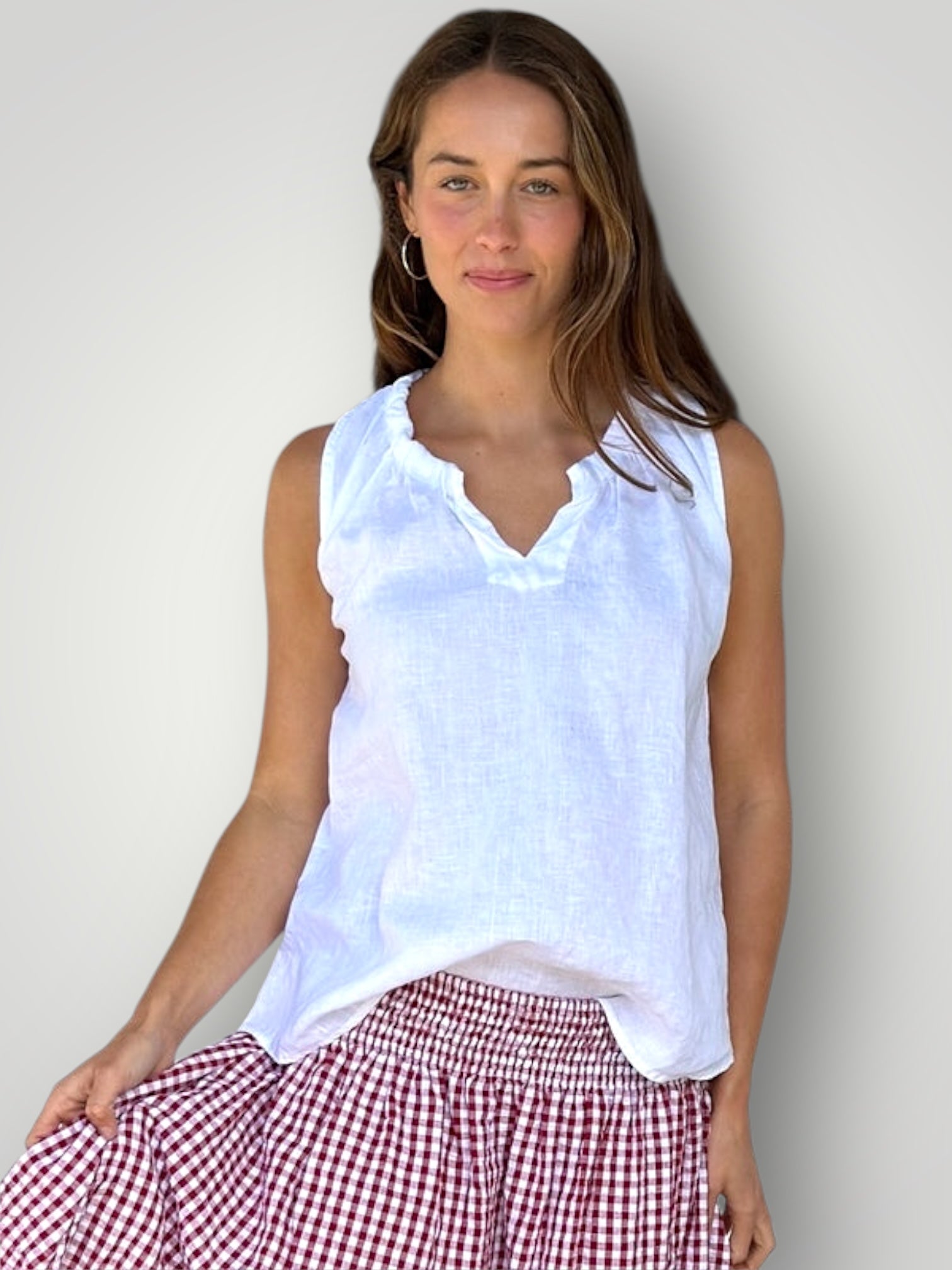 lucy top-white linen Apparel