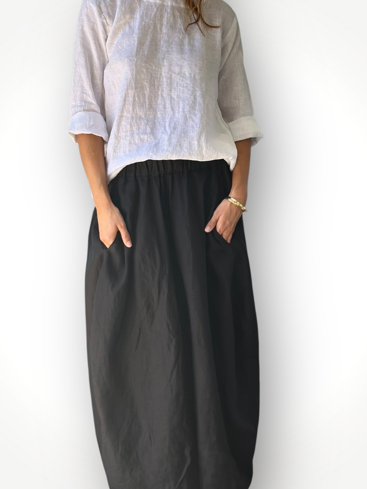 lana skirt - black linen Apparel
