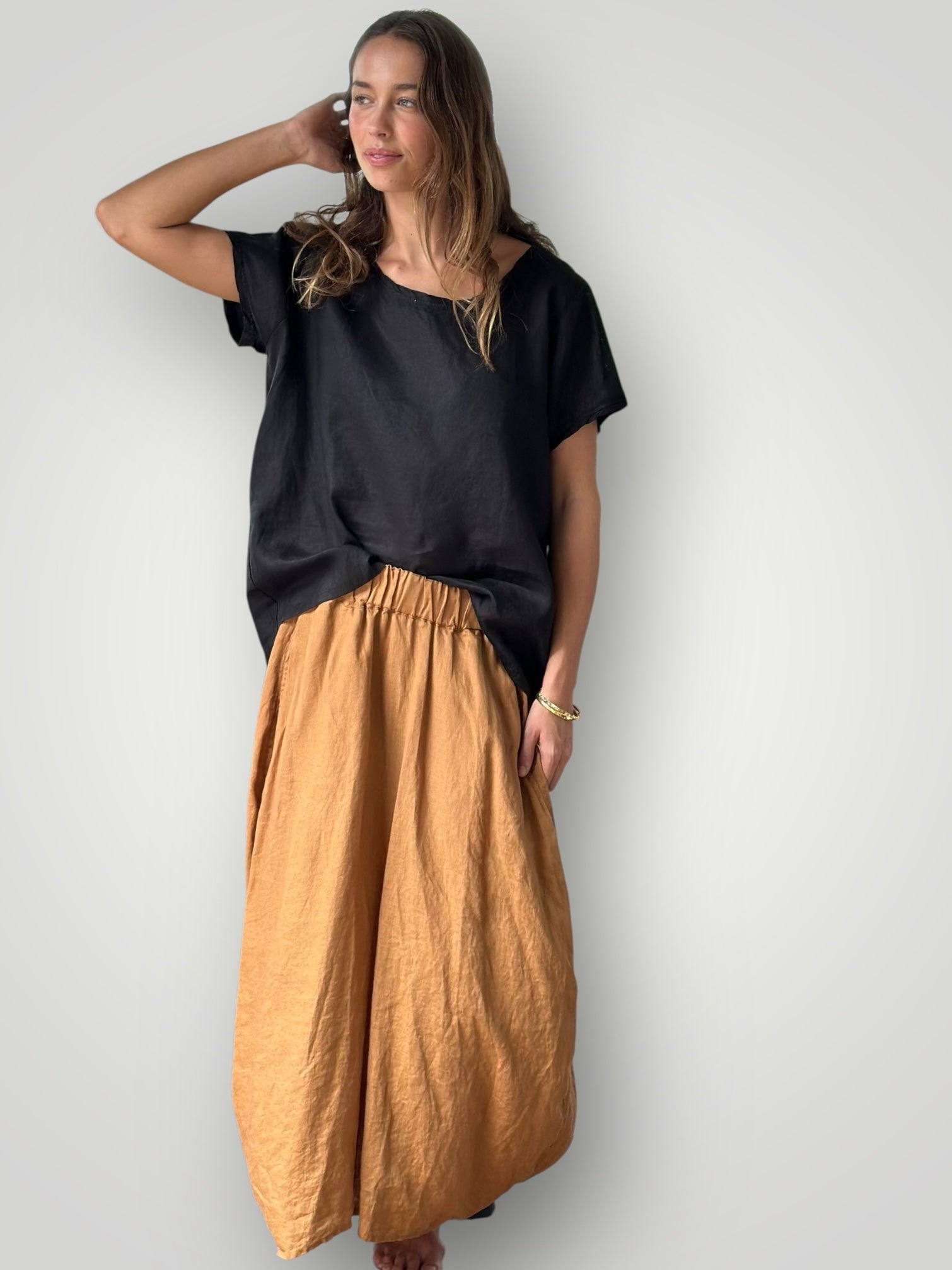 lana skirt - caramel linen Apparel