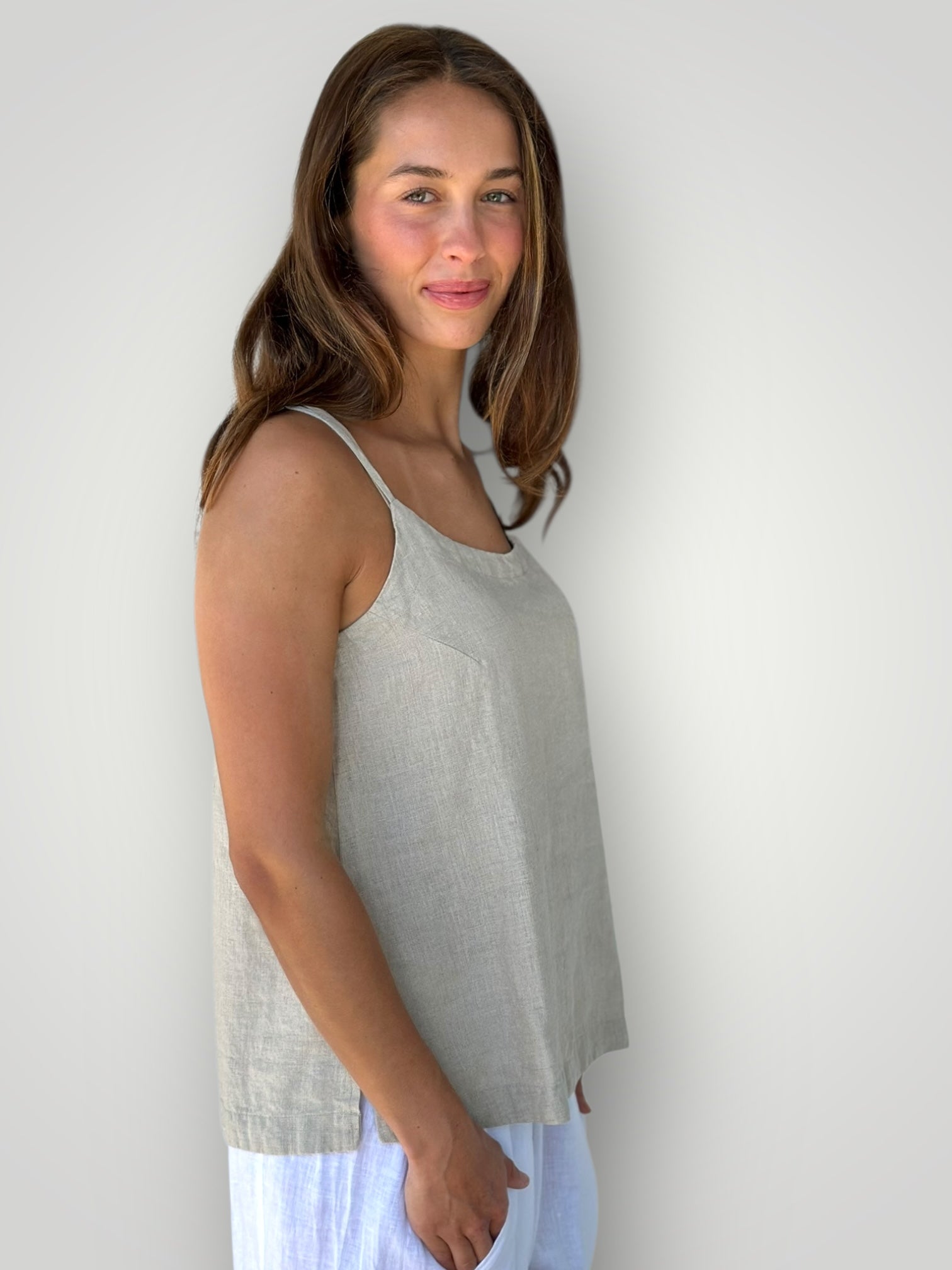 amy cami - natural linen Apparel