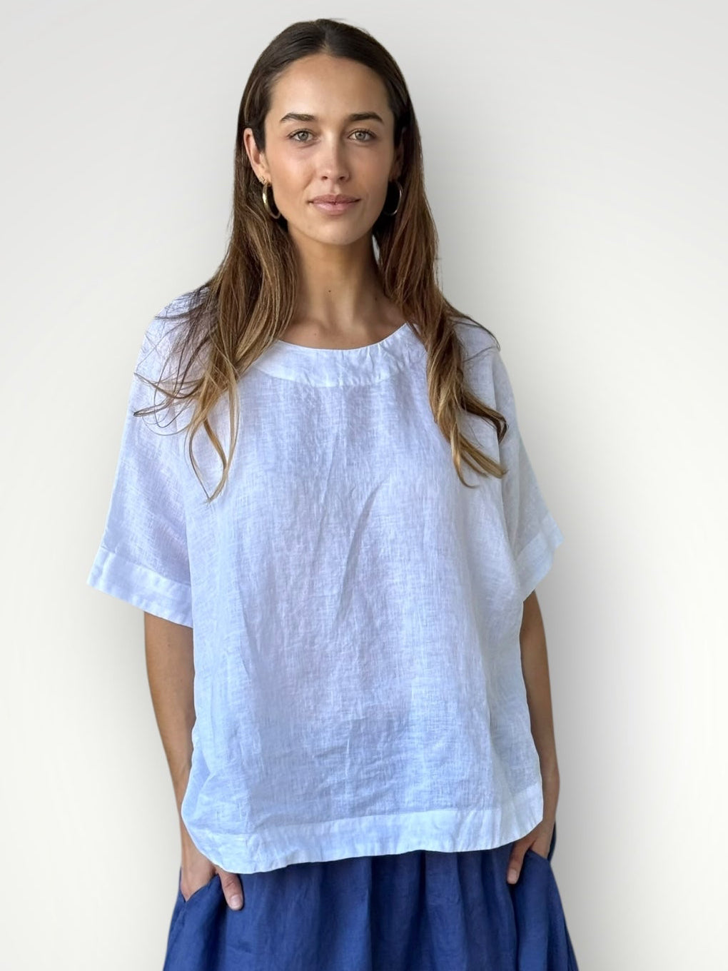 mia top - white linen Apparel