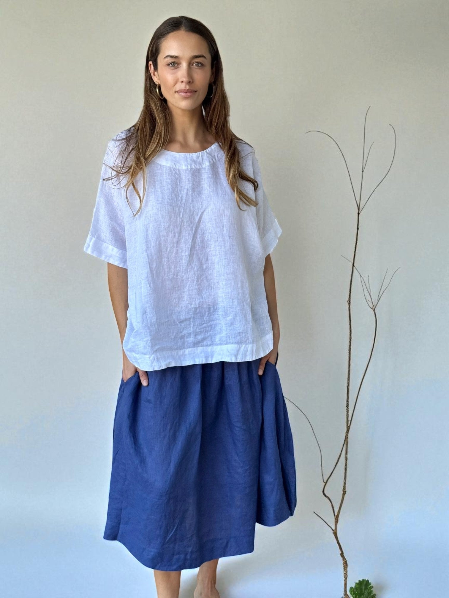 lola skirt - blue dusk linen Apparel