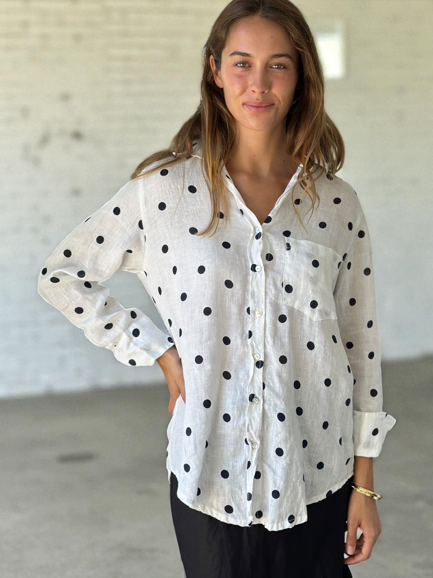 erika shirt - charcoal spot linen Apparel