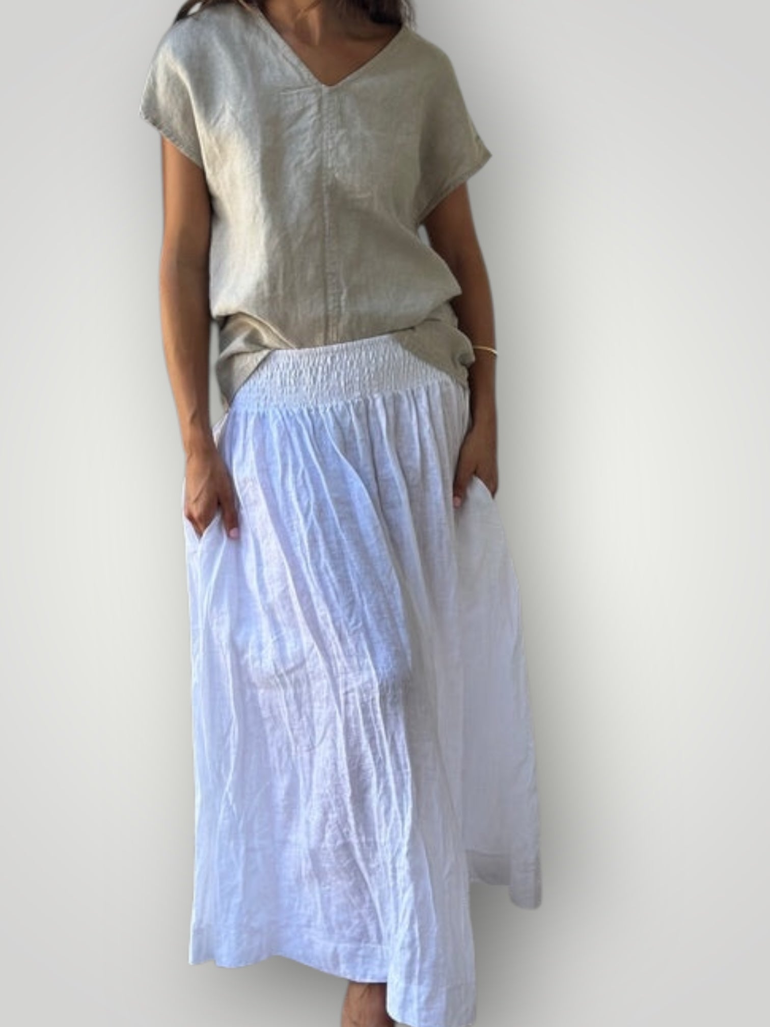 lulu skirt -white linen Apparel