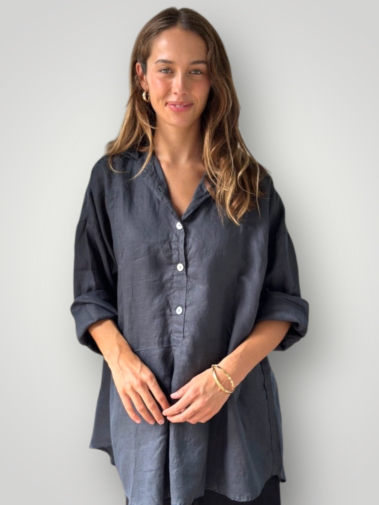megan shirt-charcoal linen Apparel