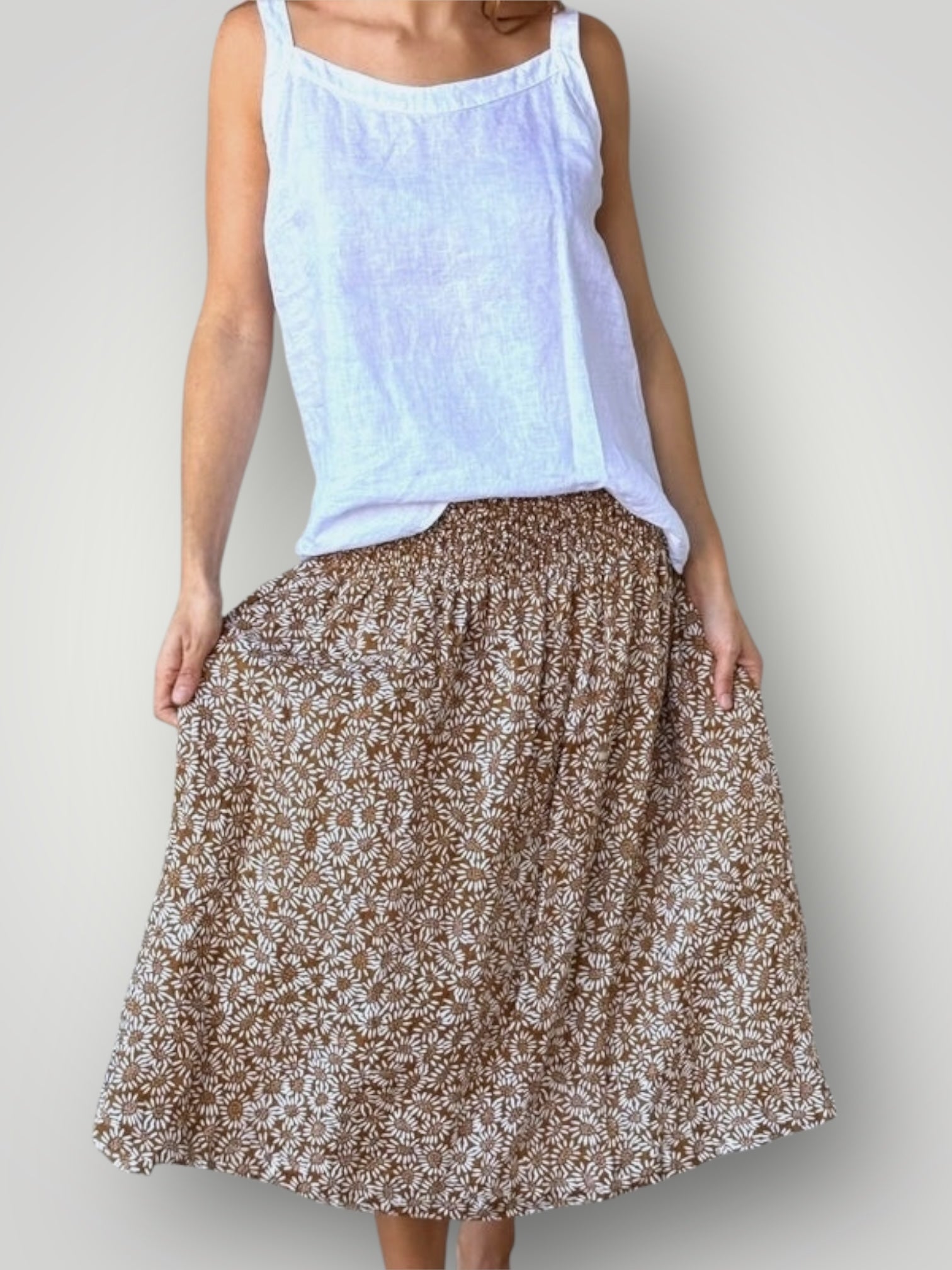 lola skirt - caramel daisy linen Apparel