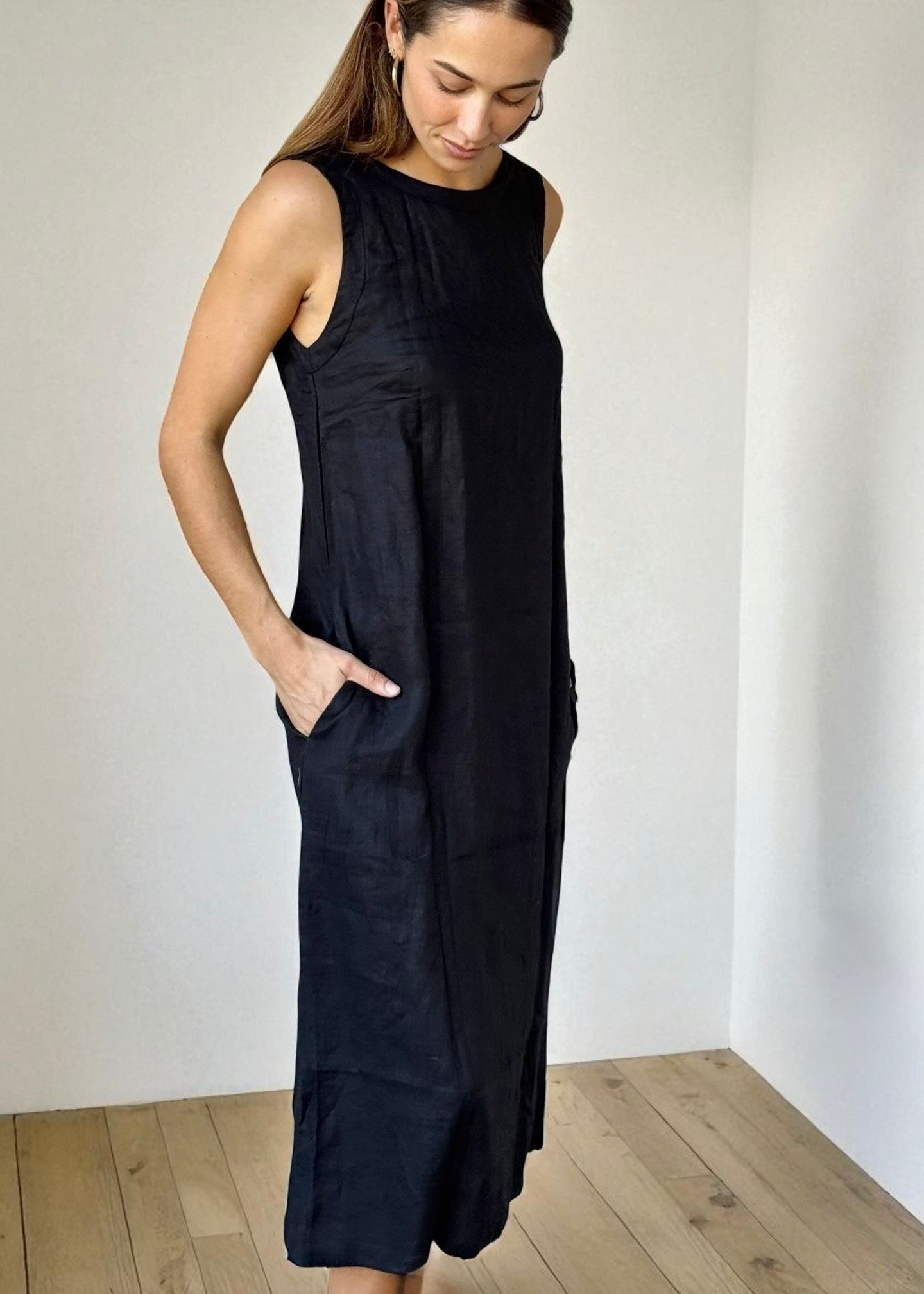 alisa dress - black linen dress