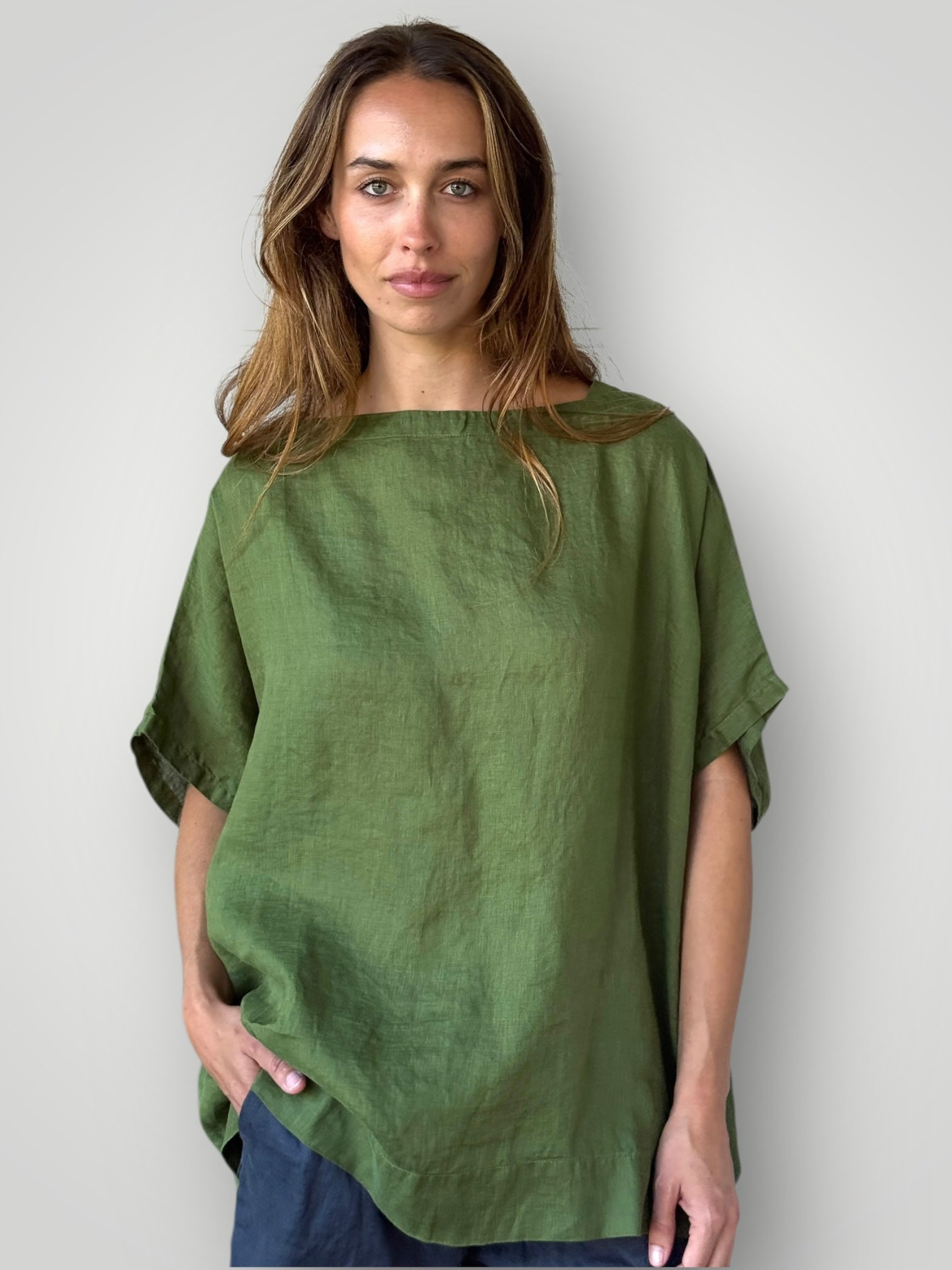 sammy top - moss linen Apparel