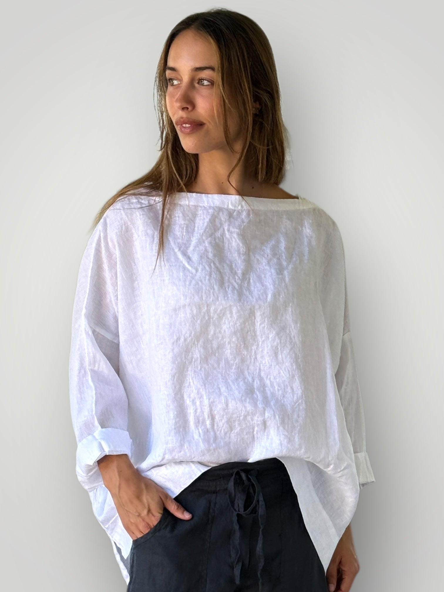 avril top - white linen Apparel