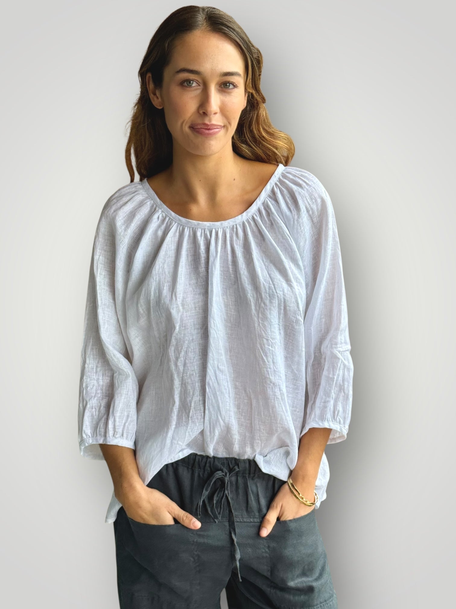 louisa top-white linen Apparel