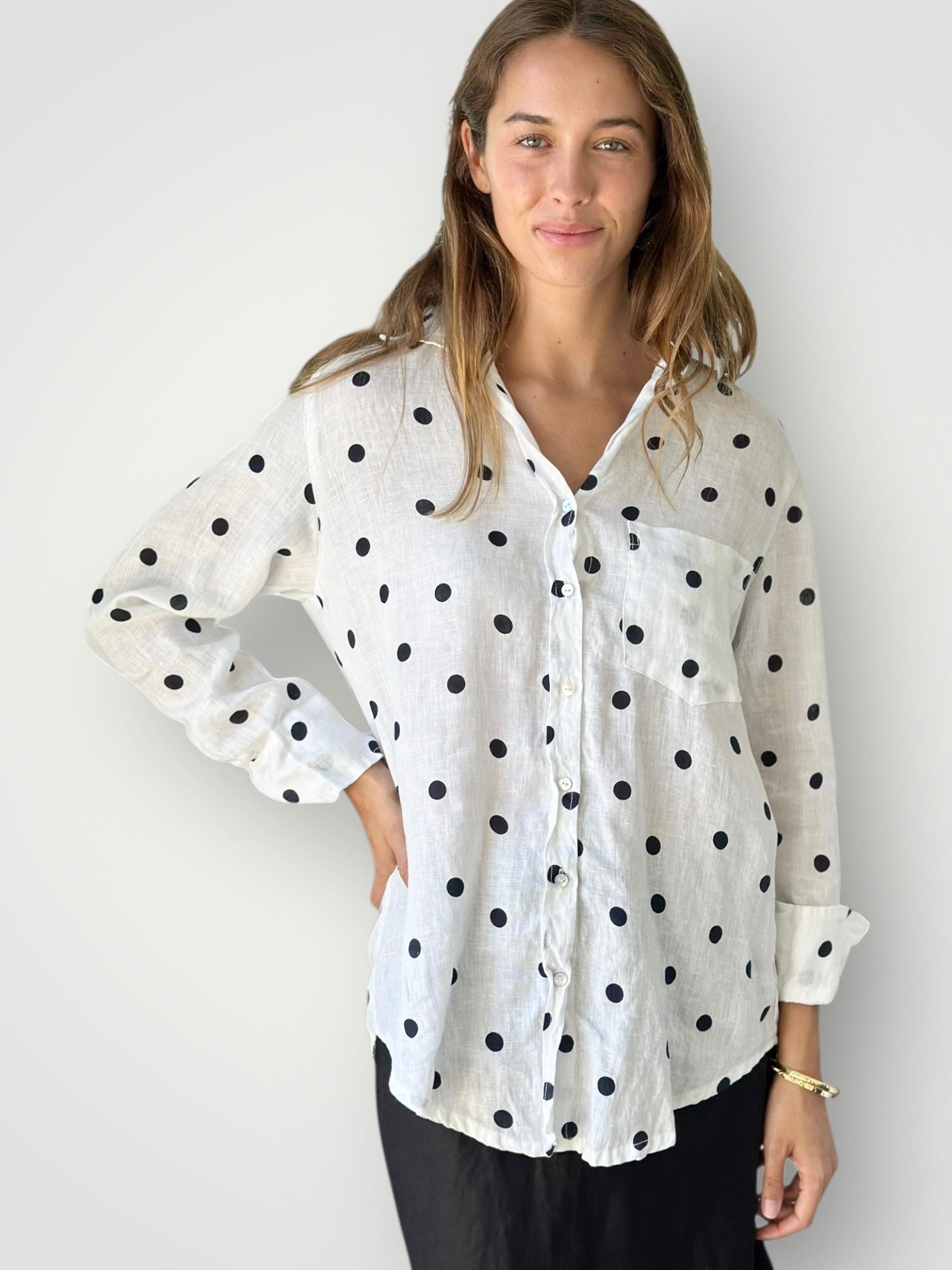 erika shirt - charcoal spot linen Apparel