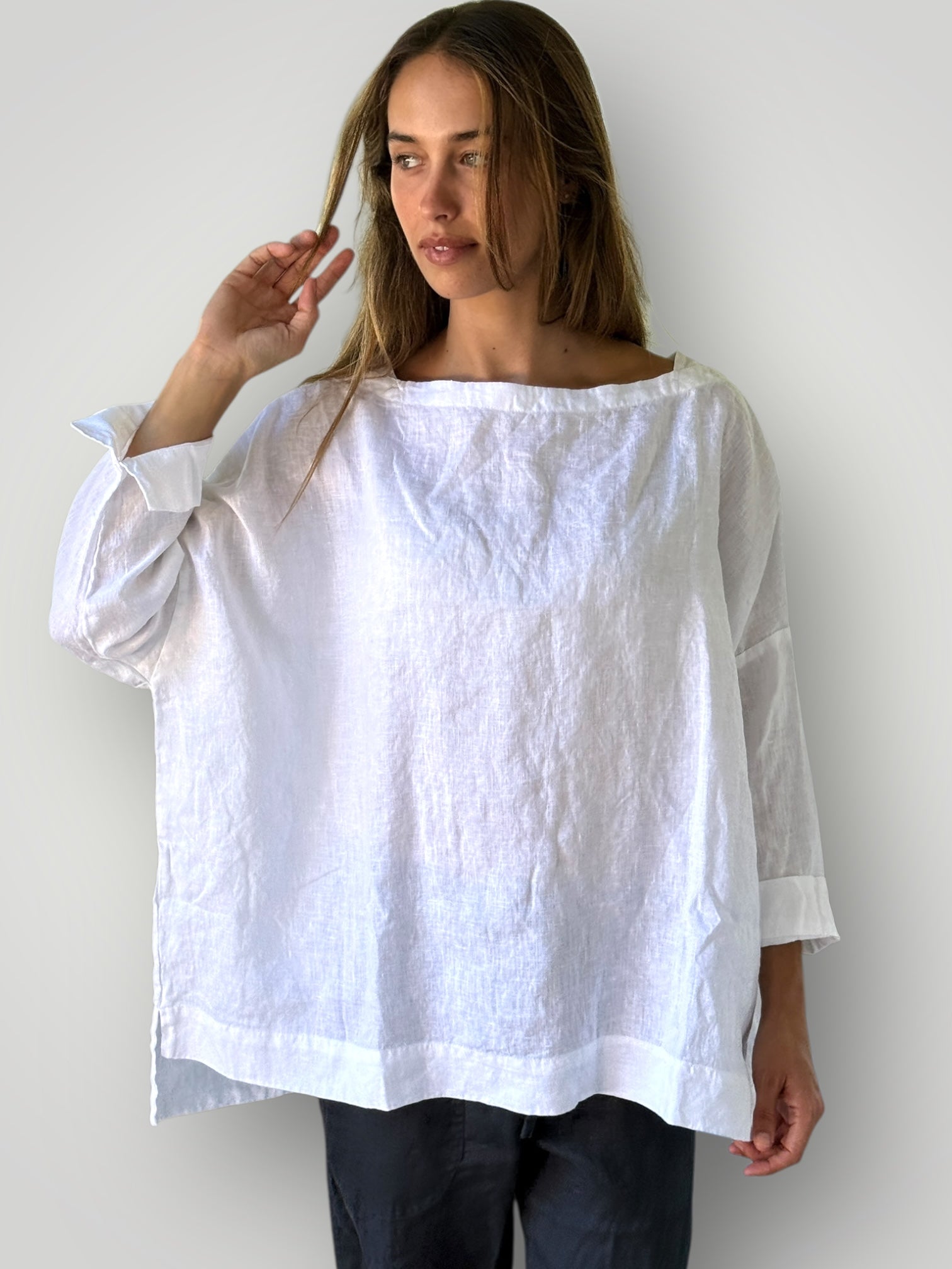 avril top - white linen Apparel