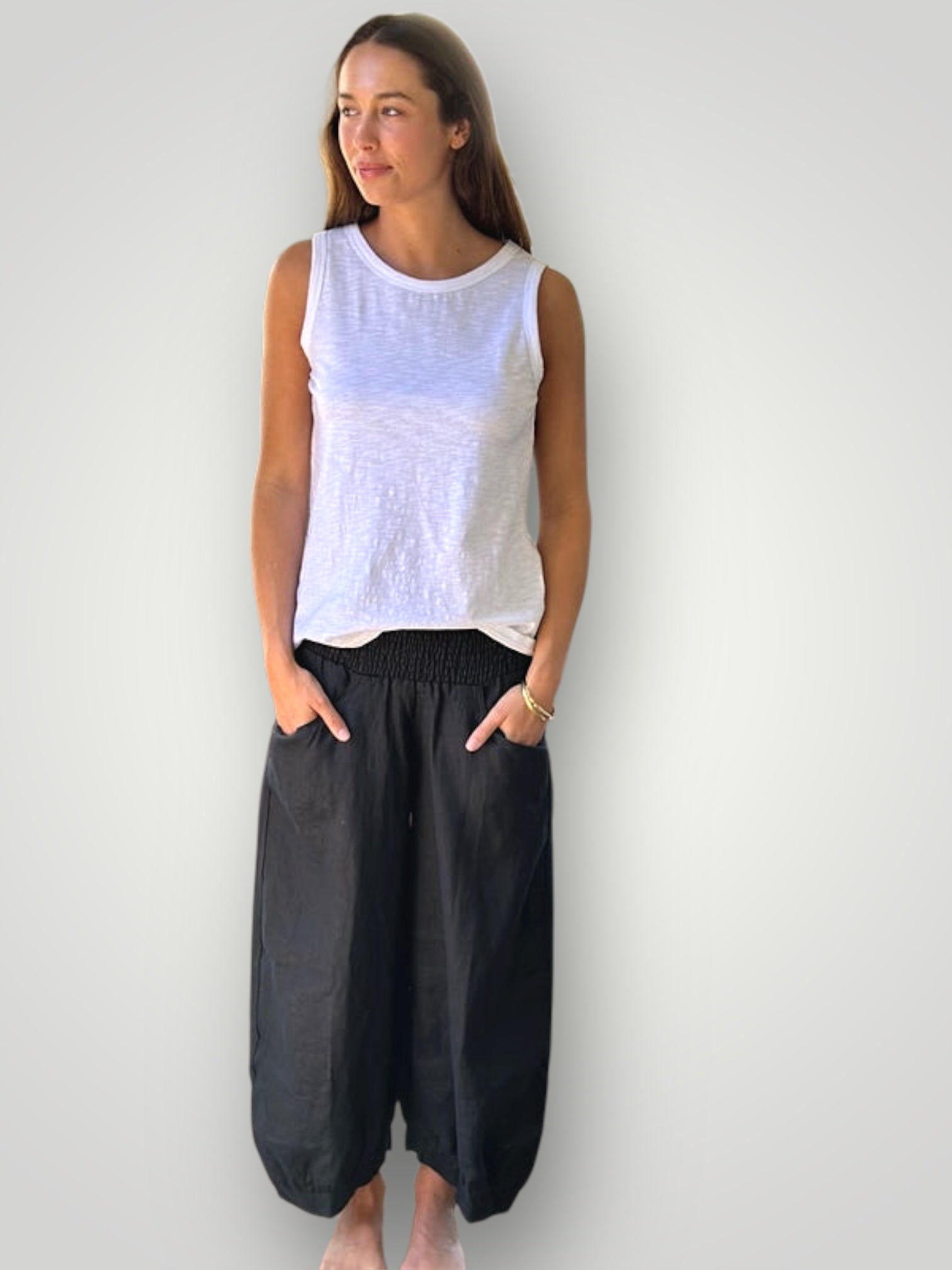 jackie pant - black linen Apparel