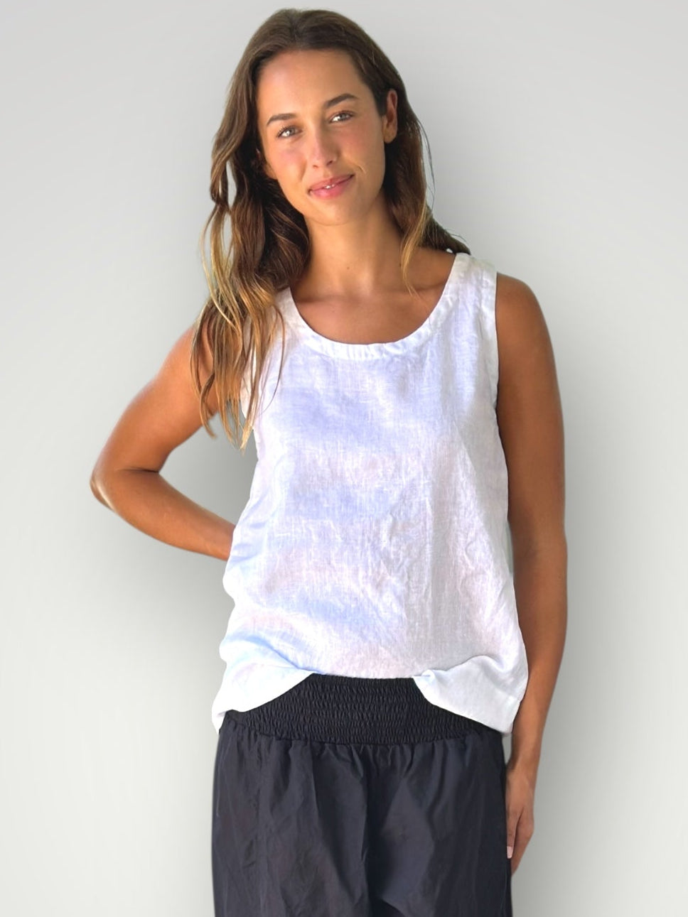 alice tank-white linen Apparel