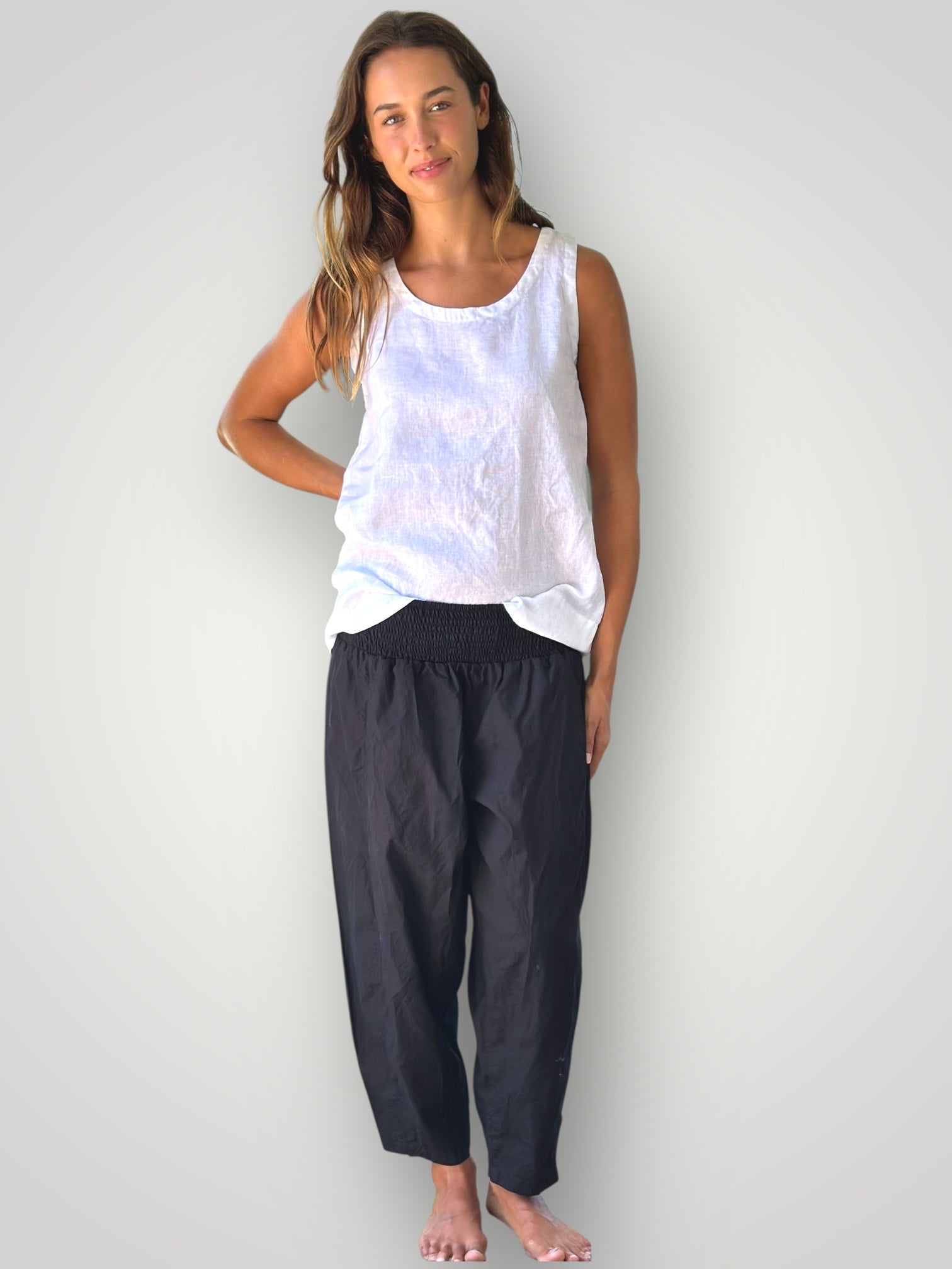 frankie pants - black linen Apparel