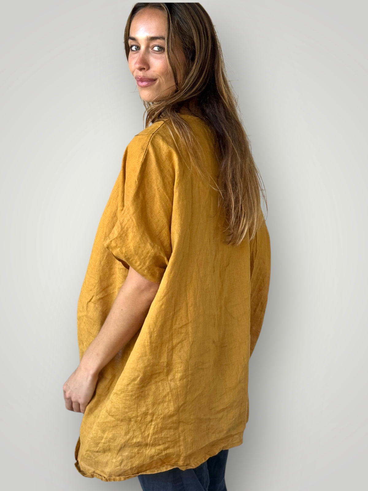 rachael top - turmeric linen Apparel