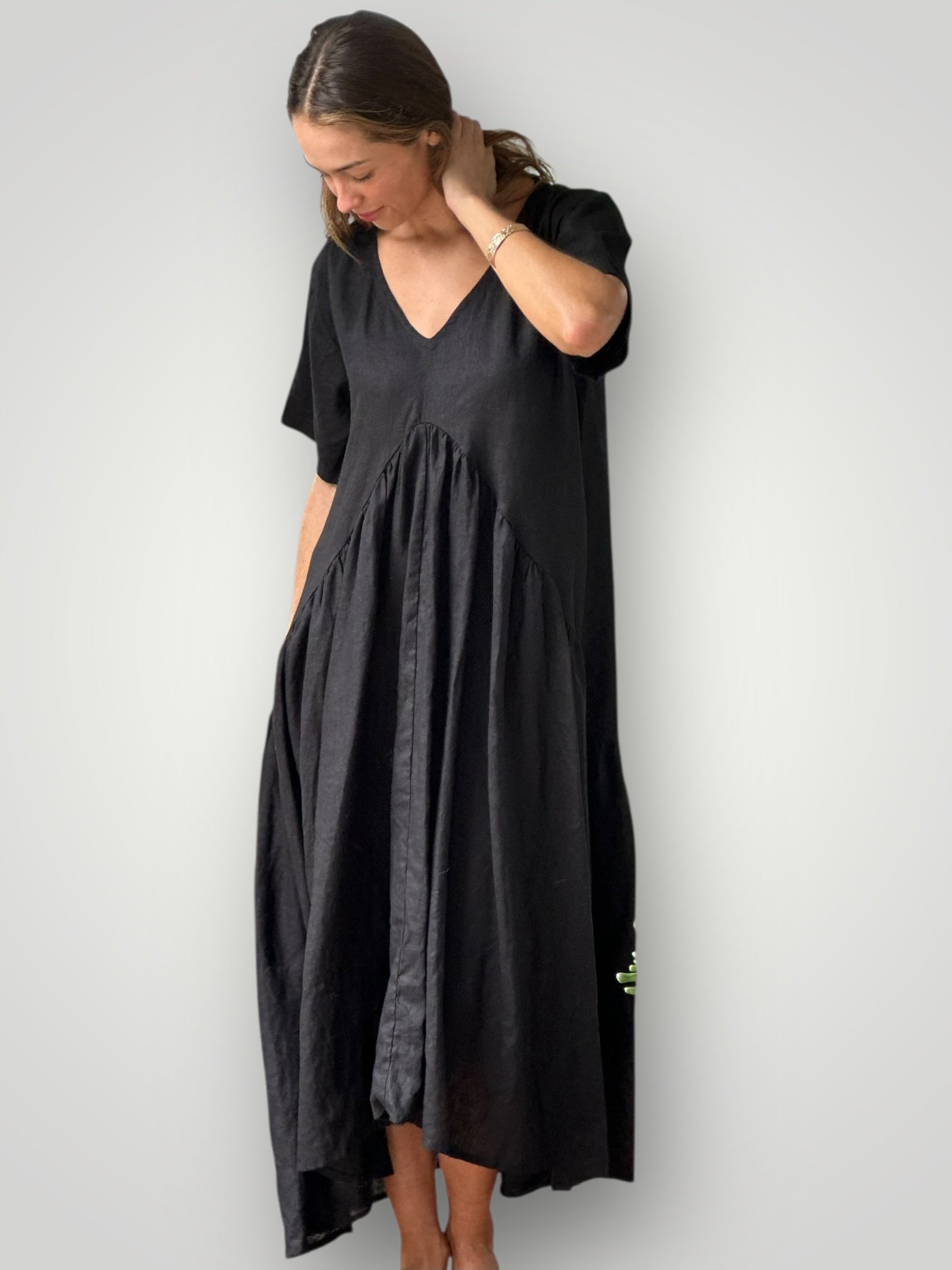 sophia dress -black linen Apparel