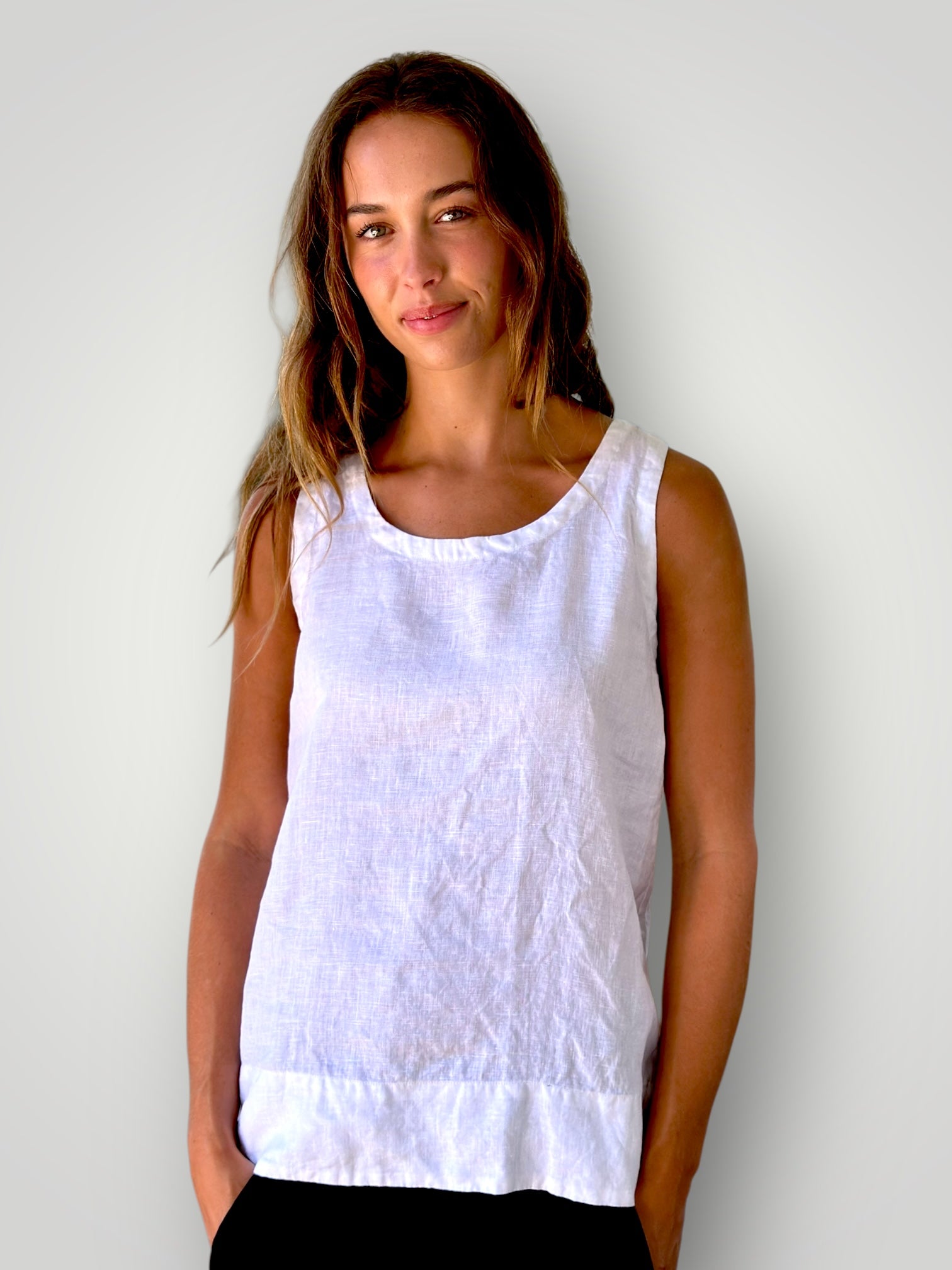 alice tank-white linen Apparel