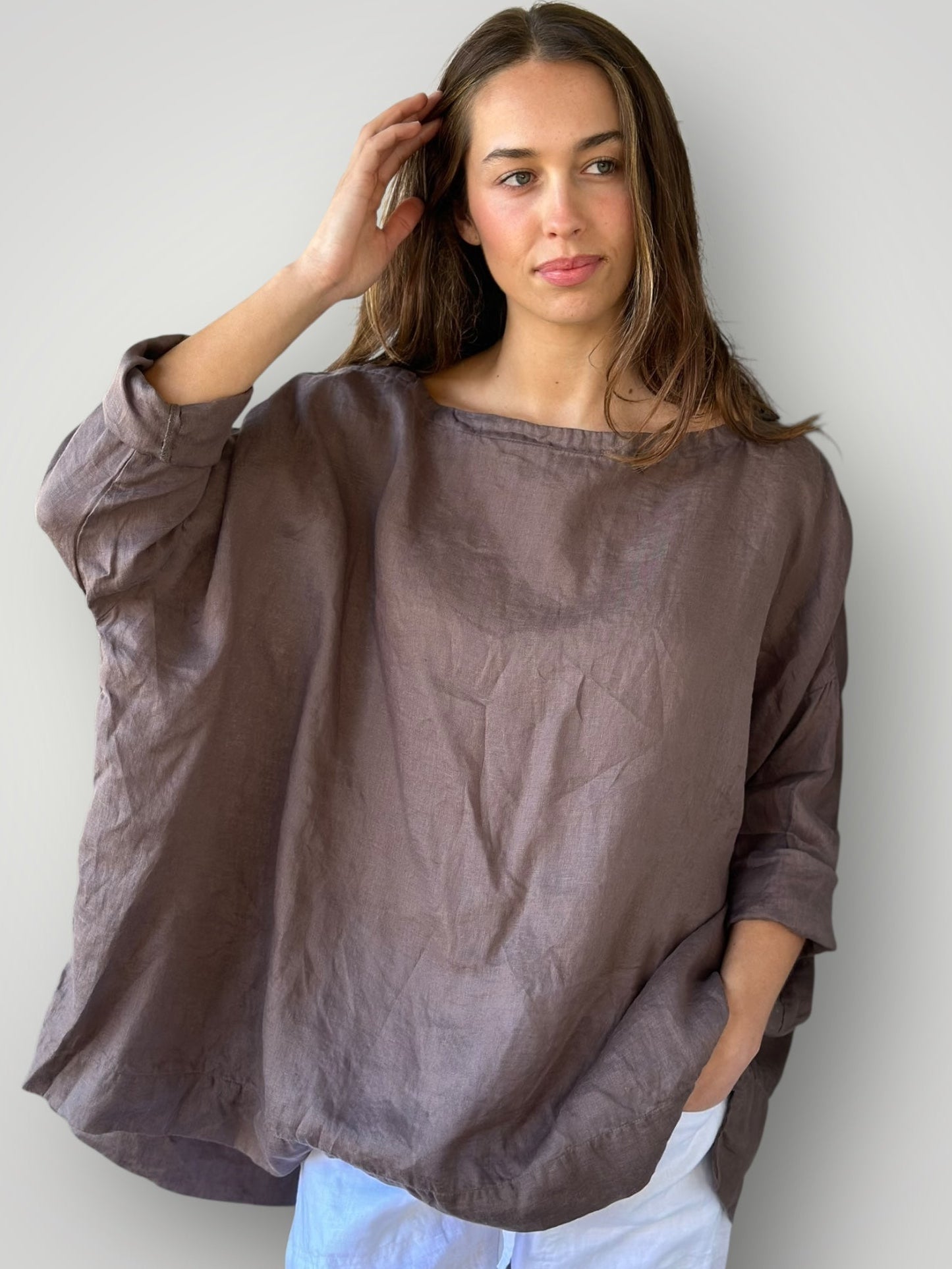 avril top- soil linen Apparel