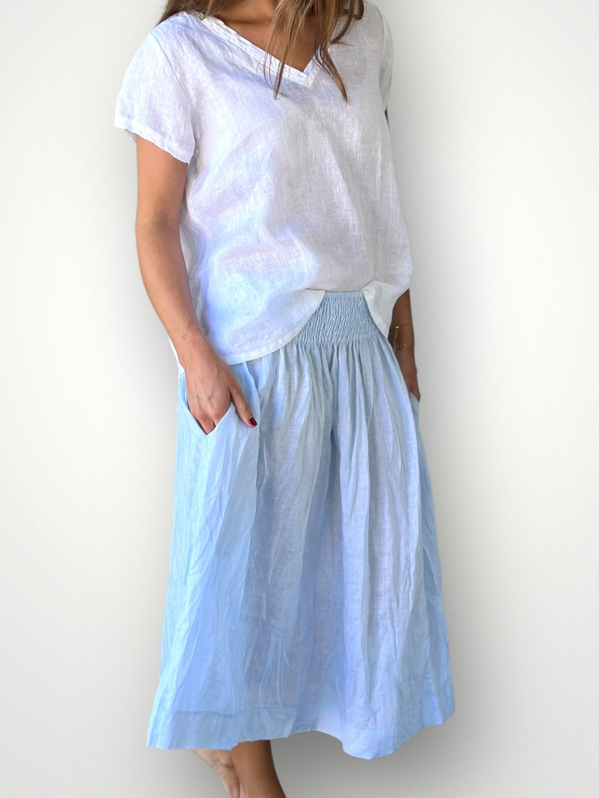 lola skirt - soft blue linen Apparel